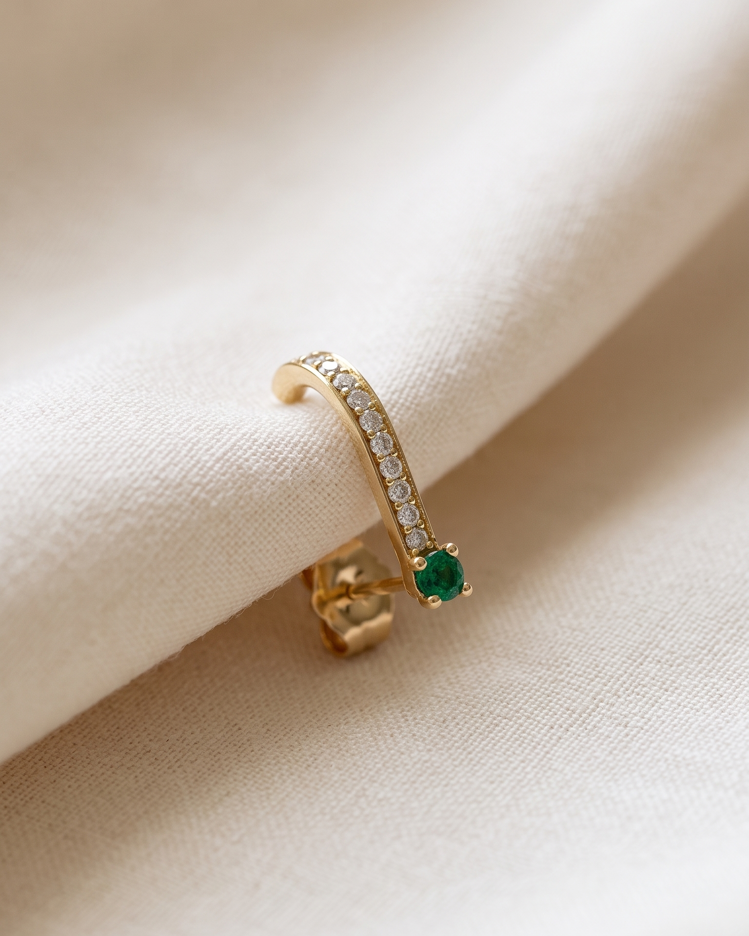 Earring 13 - Emerald & White Diamonds