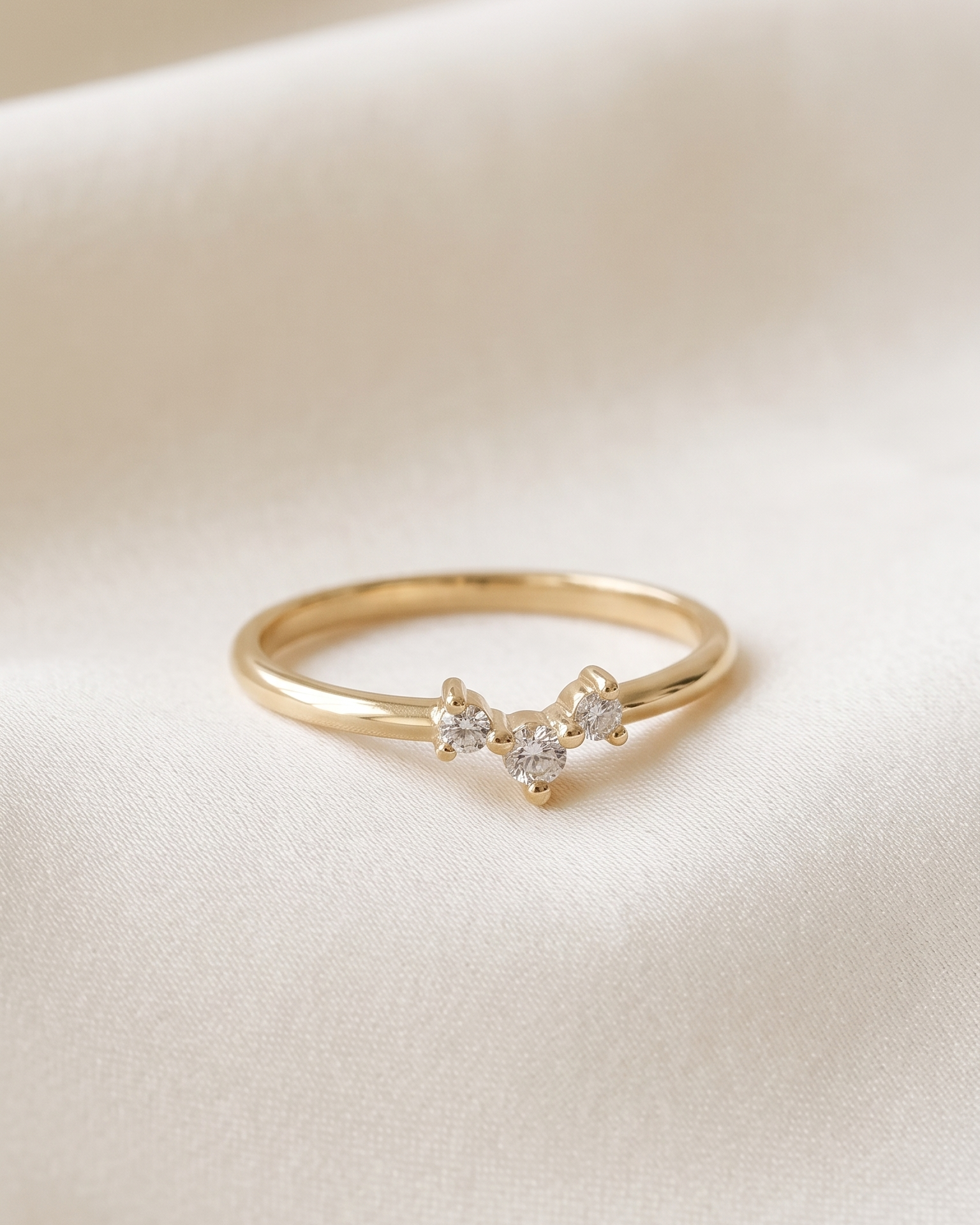 Frida Ring white diamonds
