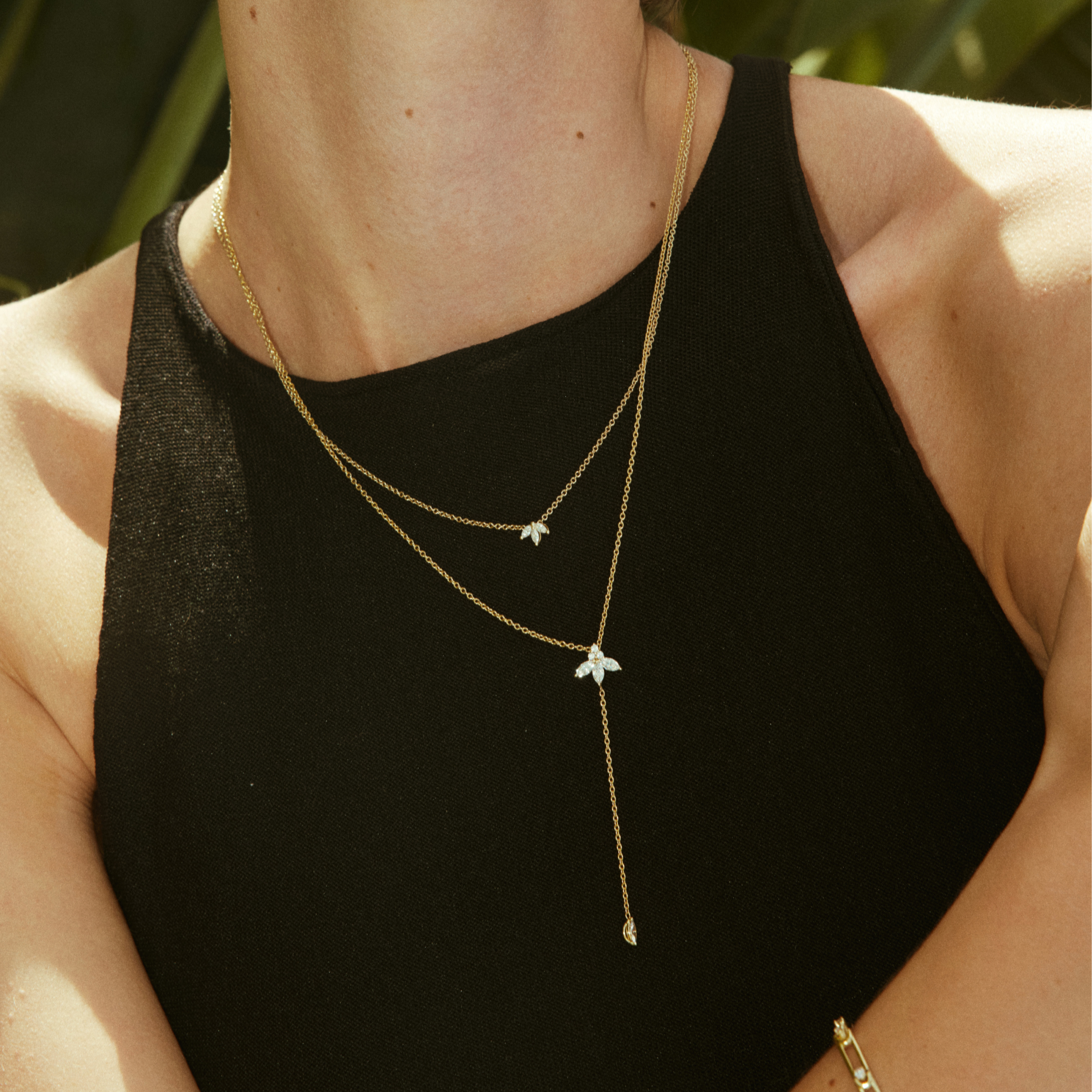Jeanne Poisson Necklace with Tie