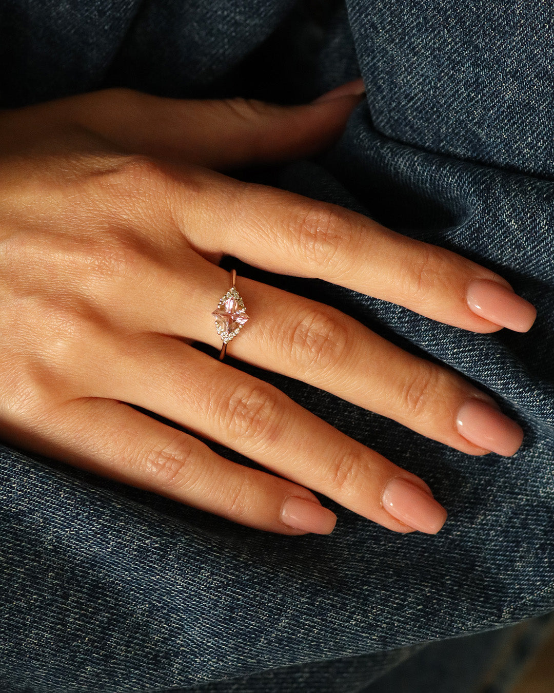 Juliette Ring With Diamonds and Morganite