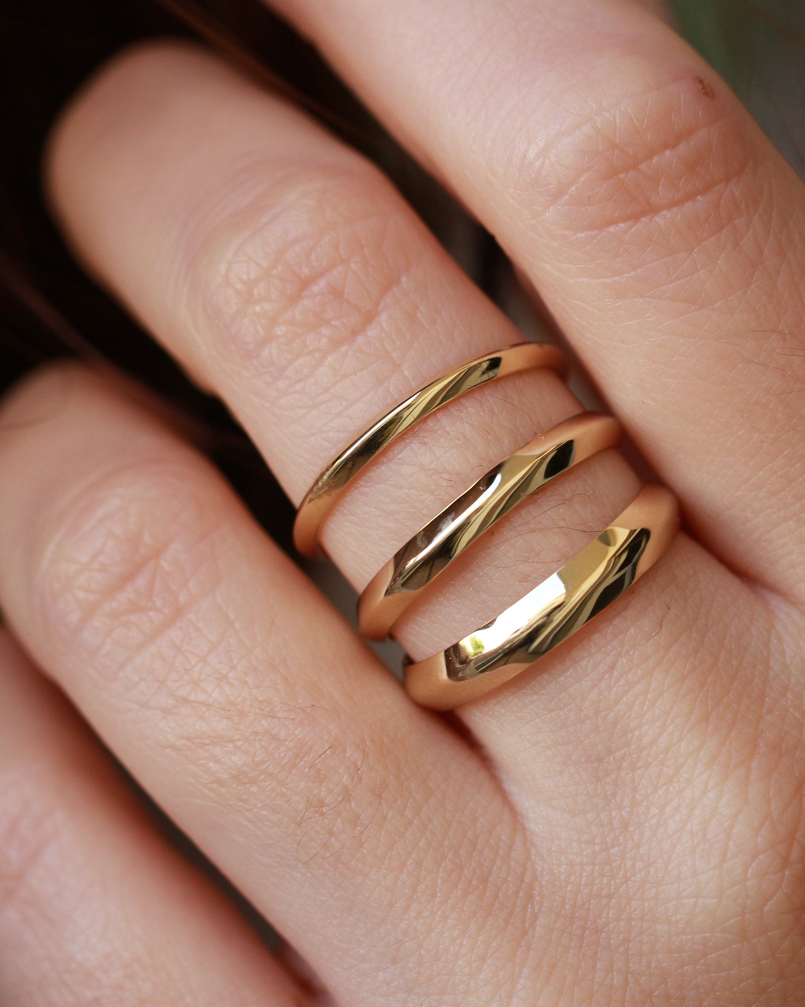 Jodie Gold Wedding Band - 4mm
