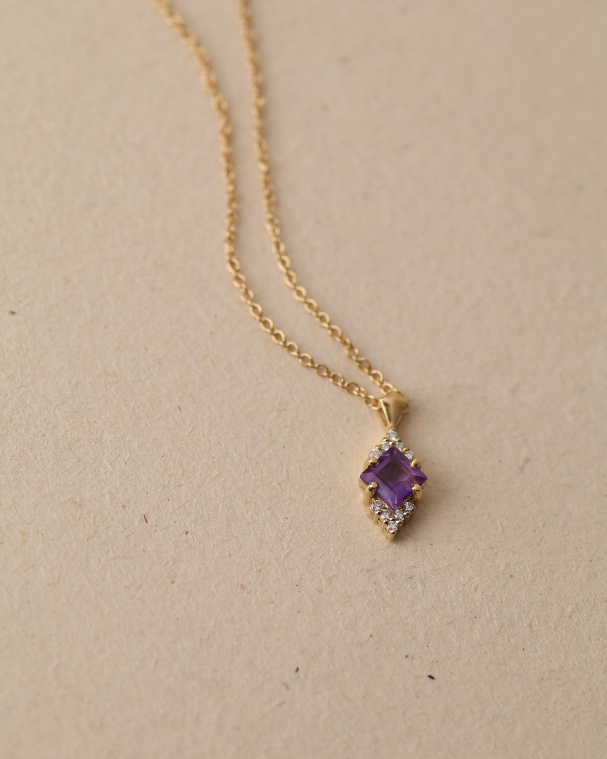 Juliette Necklace With Diamonds and Amethyst