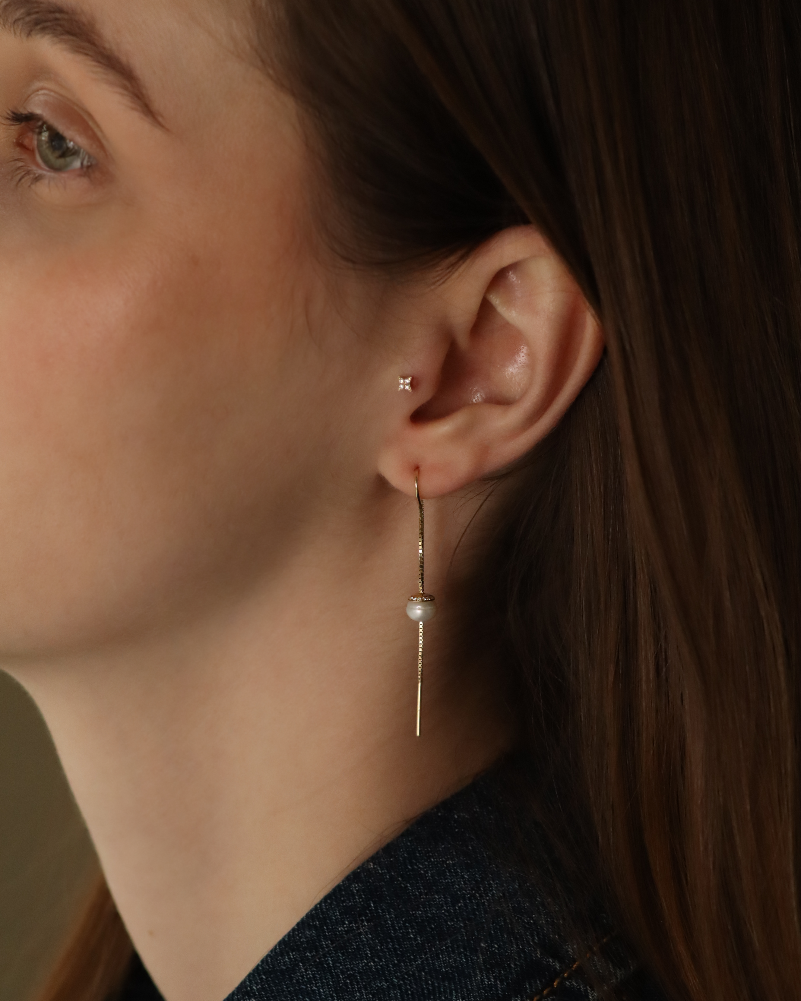Ashley Earring with Pearls and Diamonds horseshoe