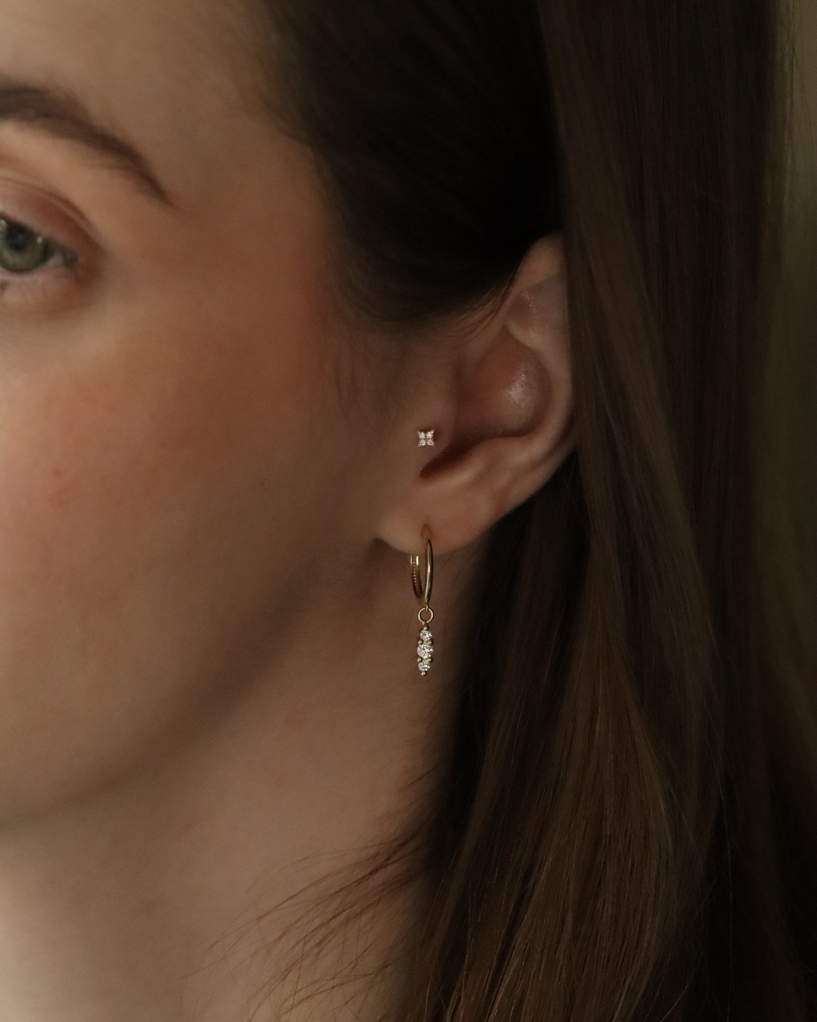 Kelly Hoop Audrey white diamond Gold Earring