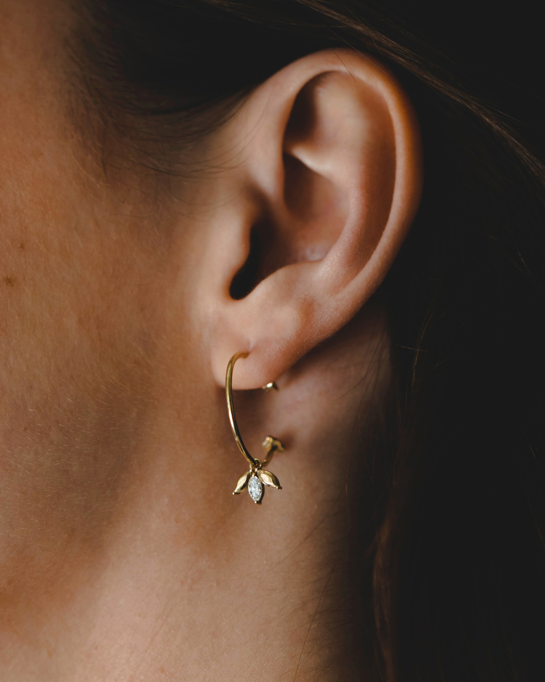 Du Barry Hoop Earring White Diamonds