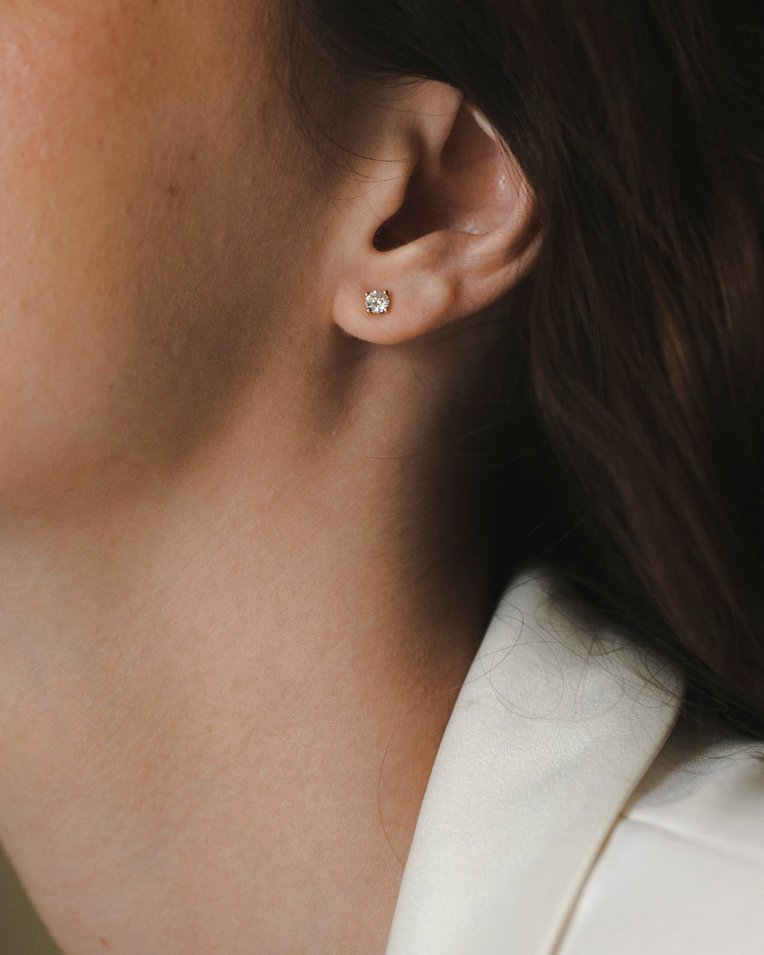 Martina Gold earring 4mm White Diamond
