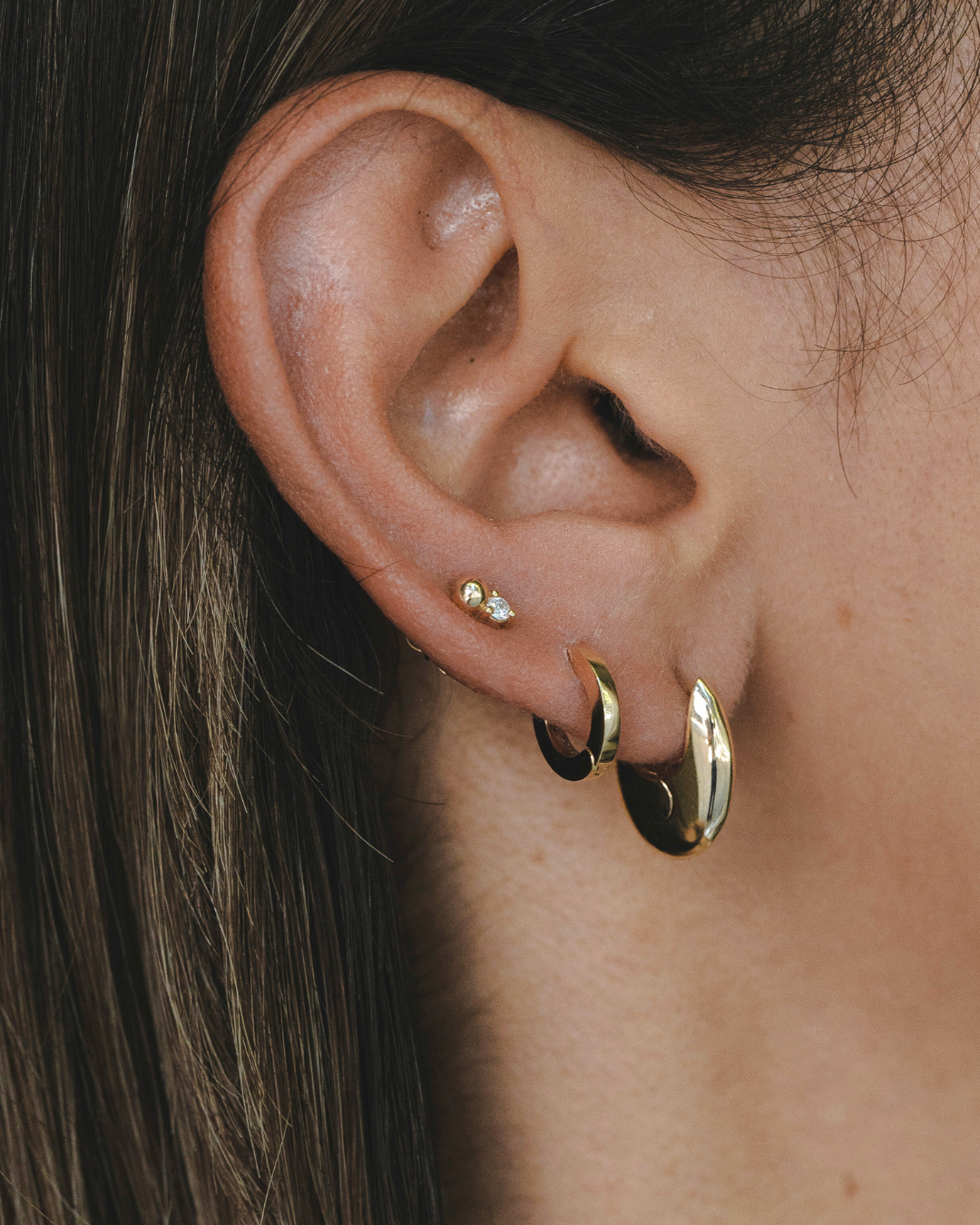 Annie gold hoop earrings