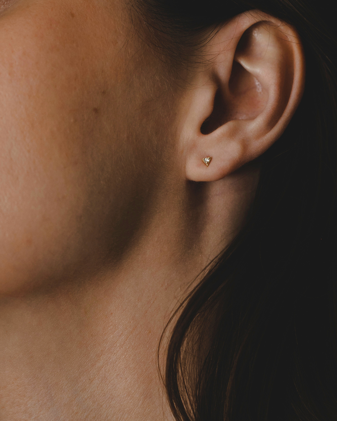 Ruth earring with white diamond
