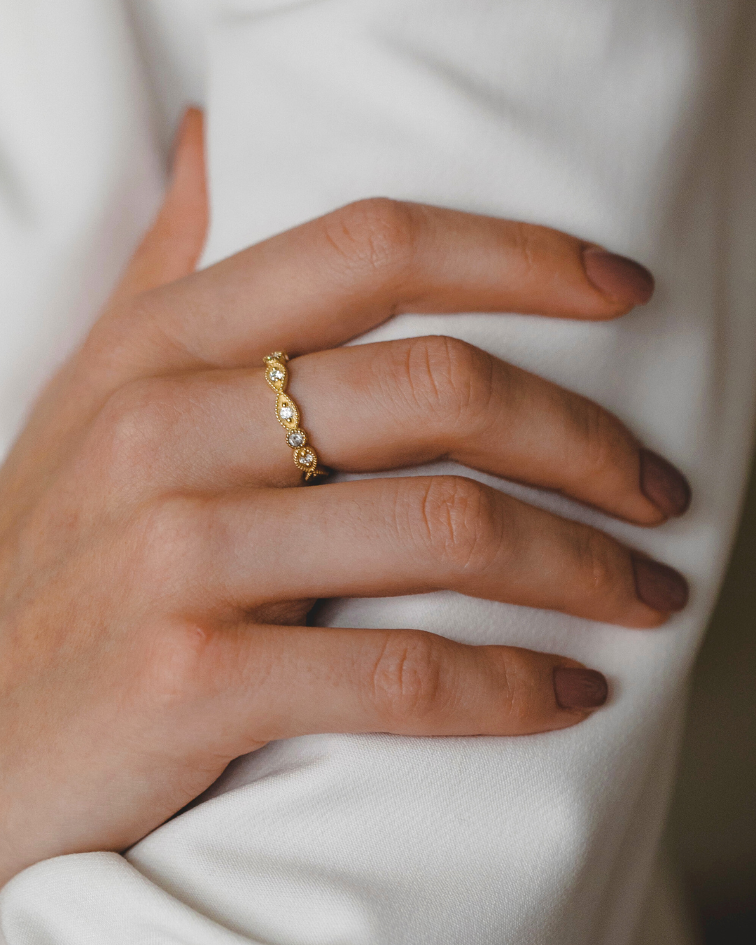 Large Isabelle Gold Diamonds Ring