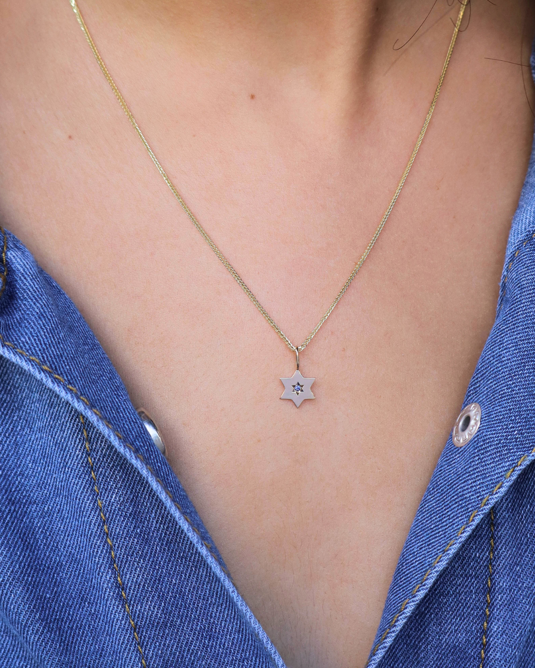 The Gaza envelope Shield Star Of David Gold pendant Sapphire