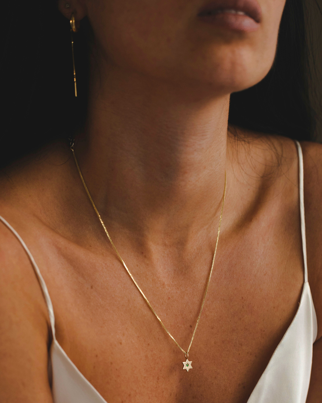 The Gaza envelope Shield Star Of David Gold pendant Emerald