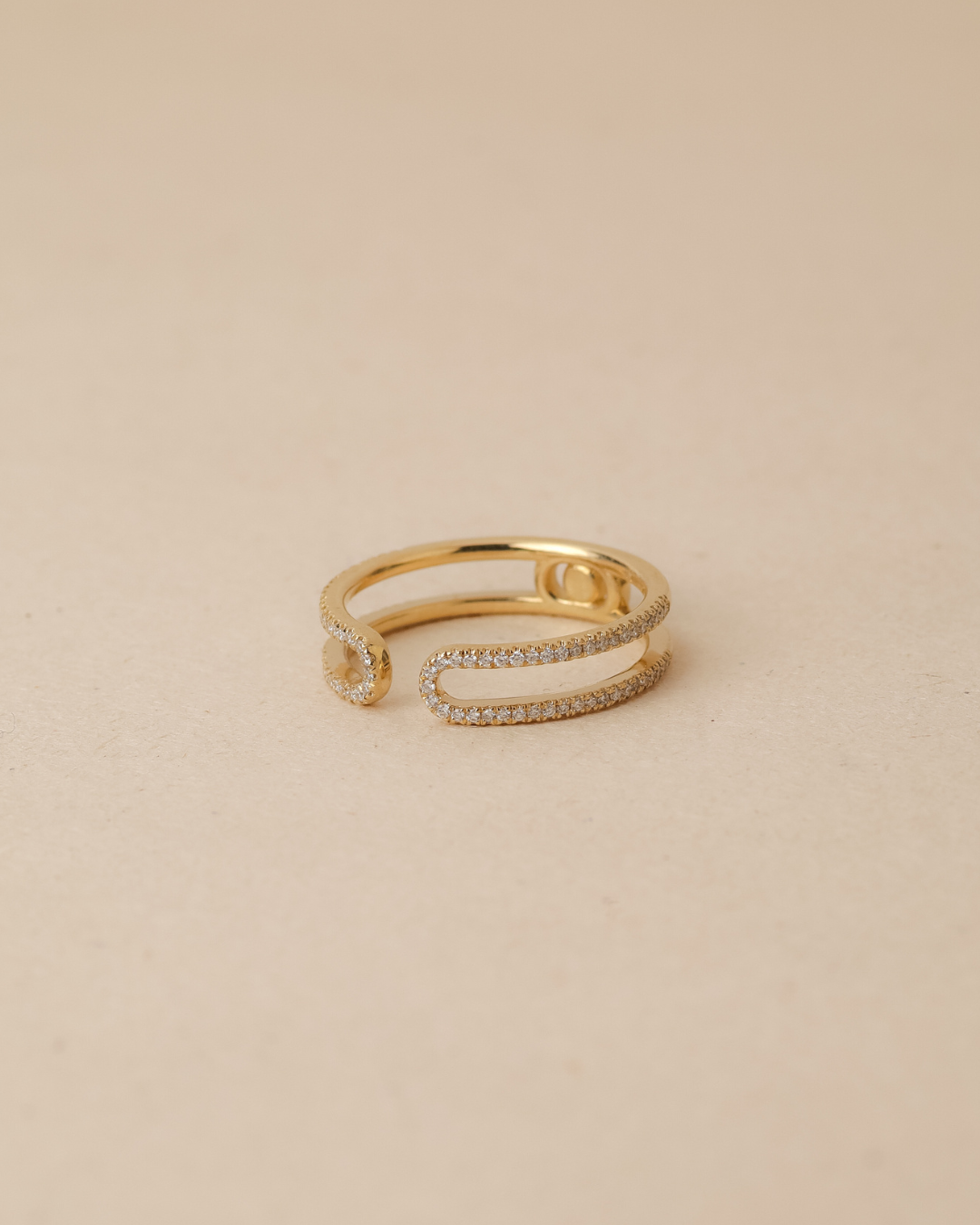 Ring 17 - White Diamonds