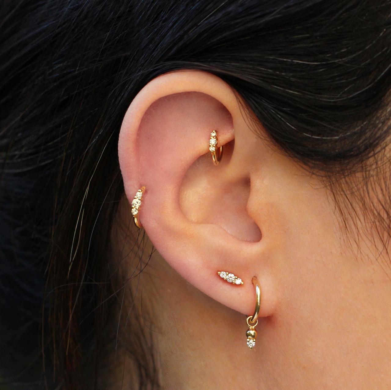 Hoop & Marie gold earring White diamond