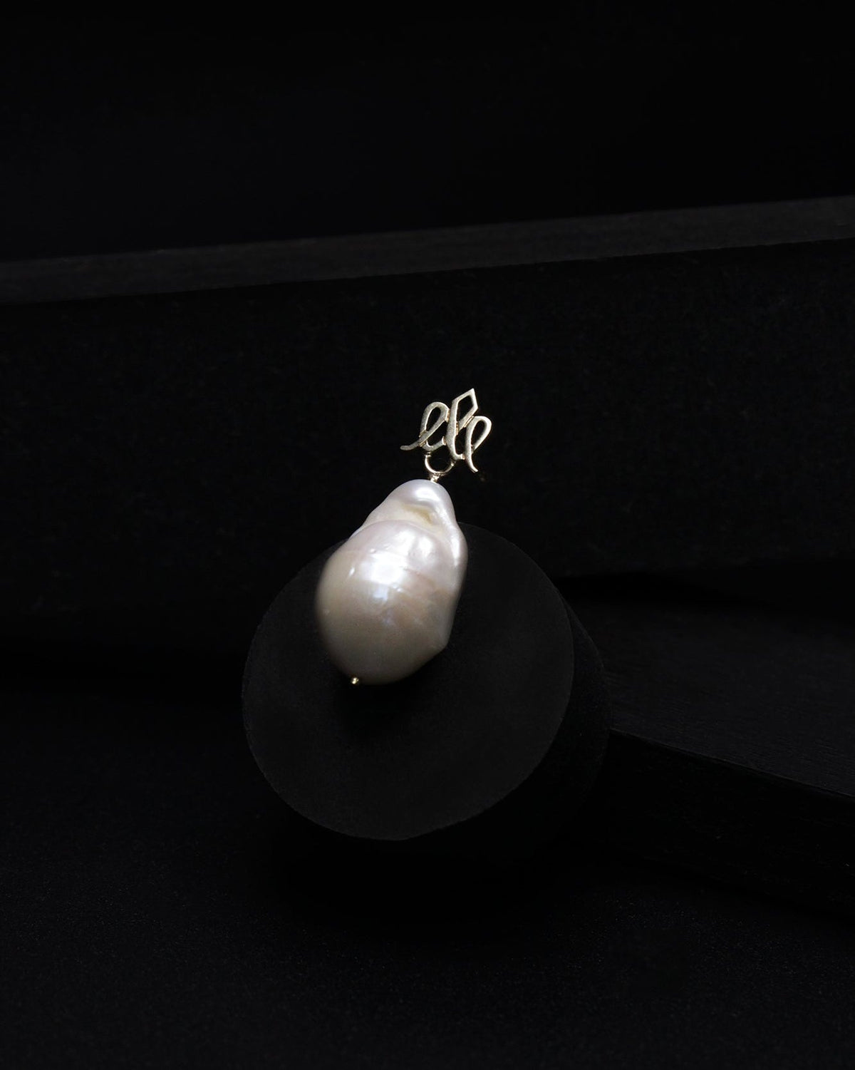 Baroque Earring large