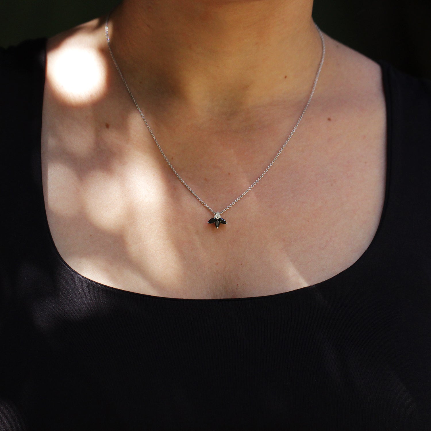 Jeanne Poisson Necklace Black Diamonds