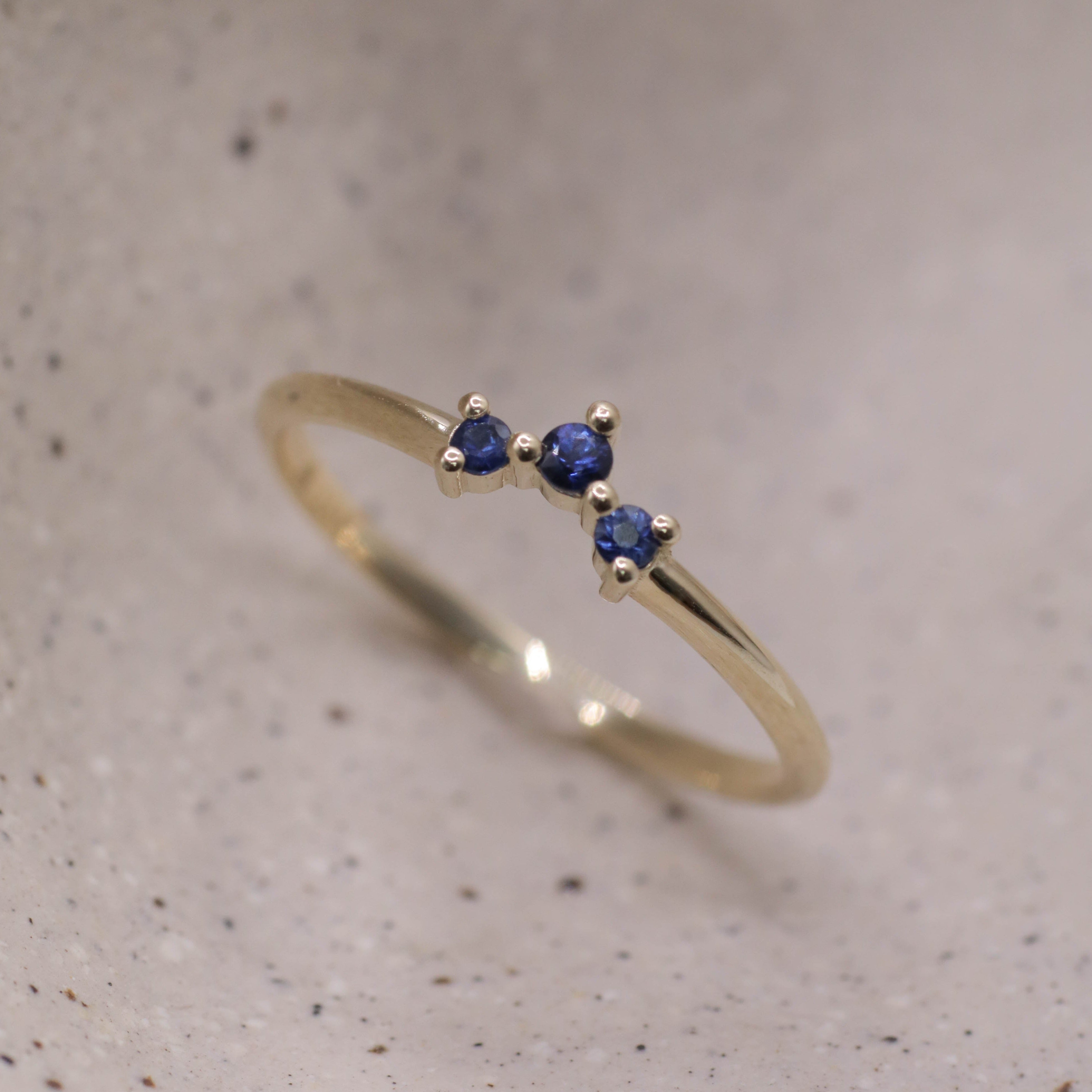 Frida Gold Ring Sapphire