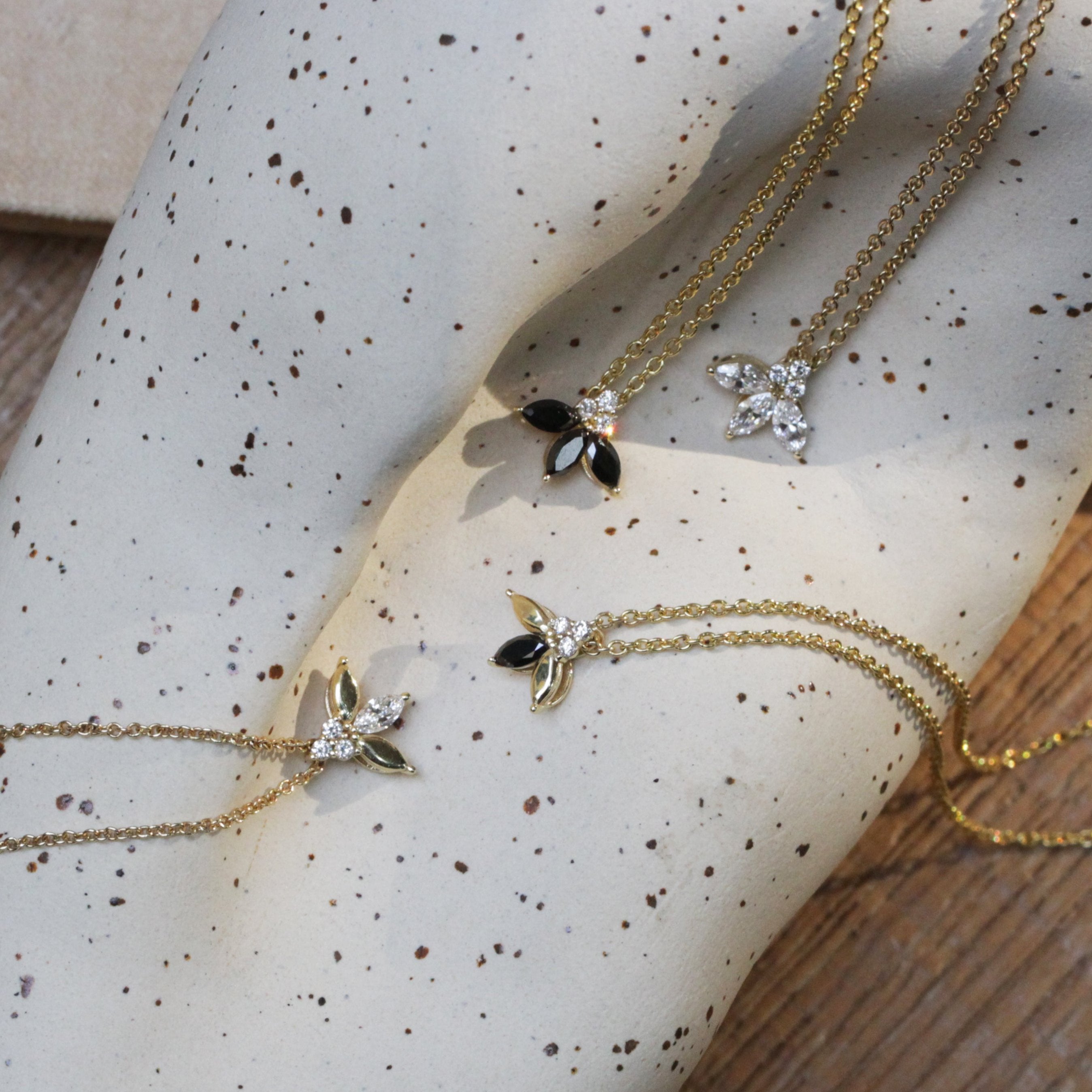 Jeanne Poisson Necklace Center Diamond