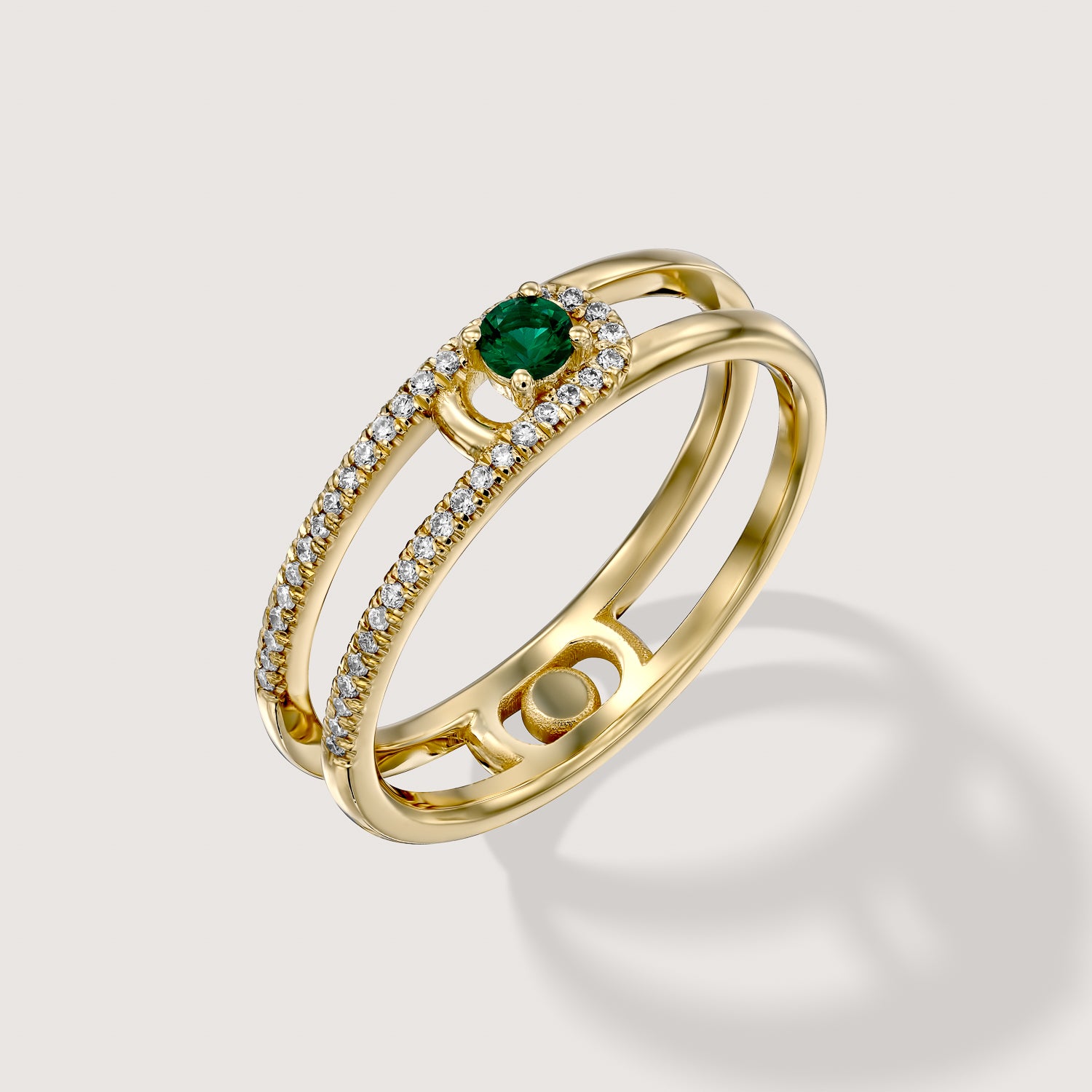 Ring 06 - Emerald & White Diamonds