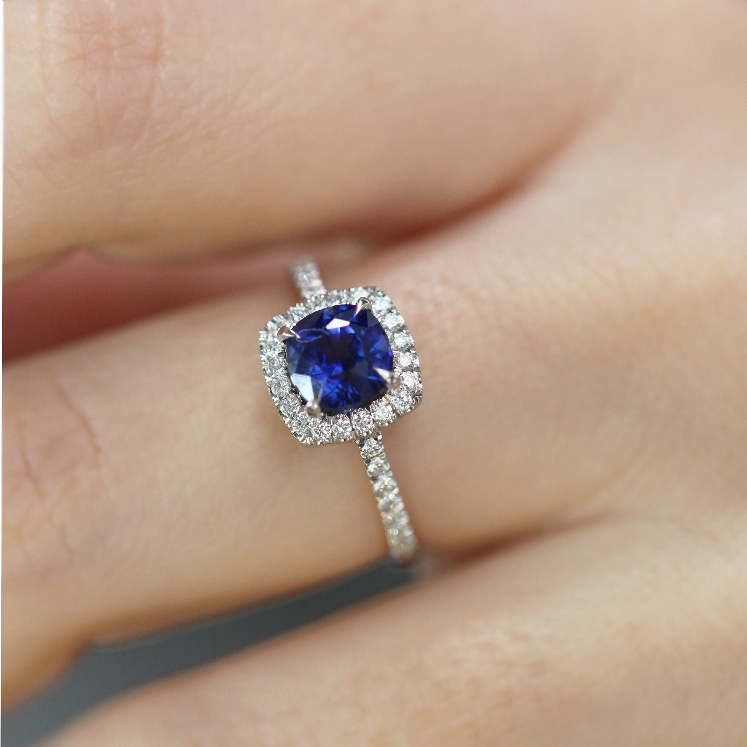 Rachel Ring With Sapphire and Diamonds