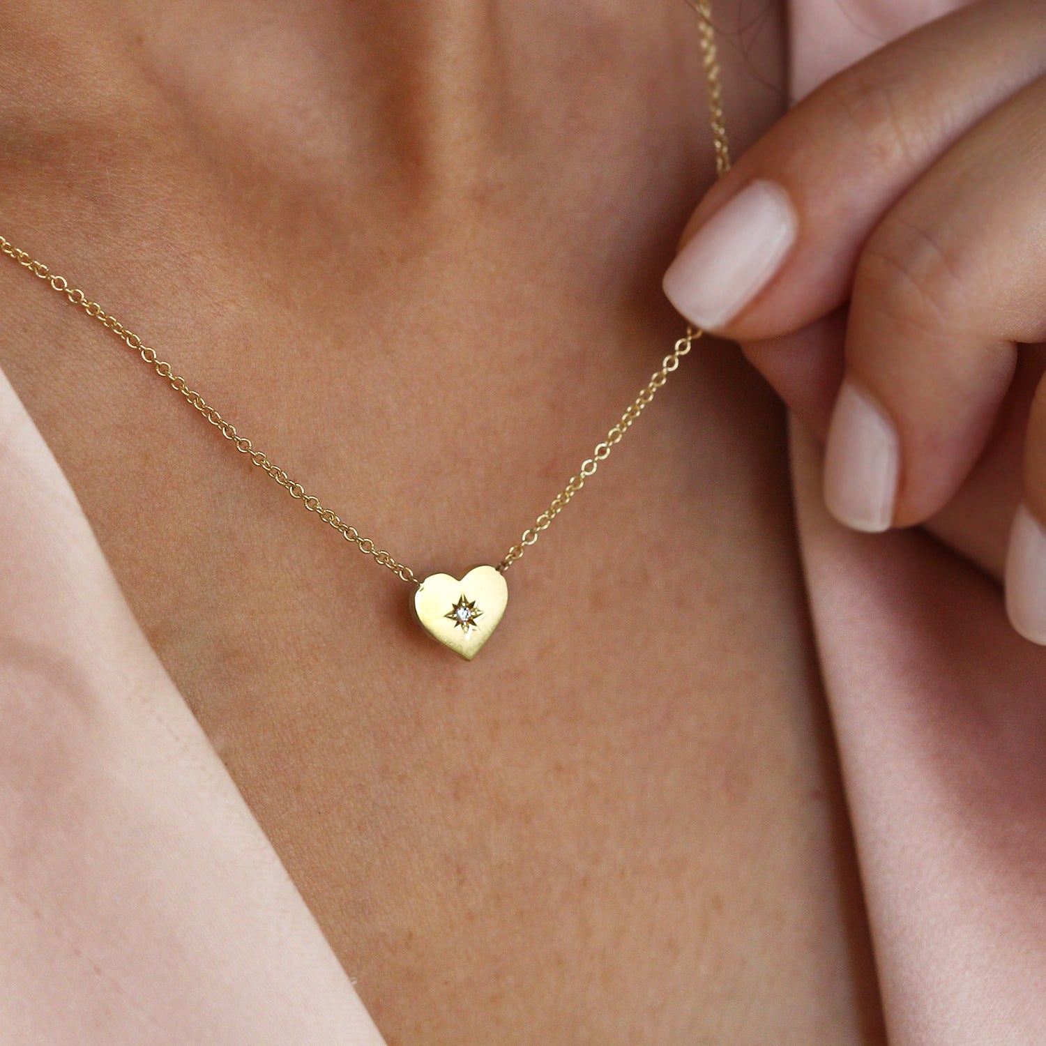 Heart Necklace White Diamond