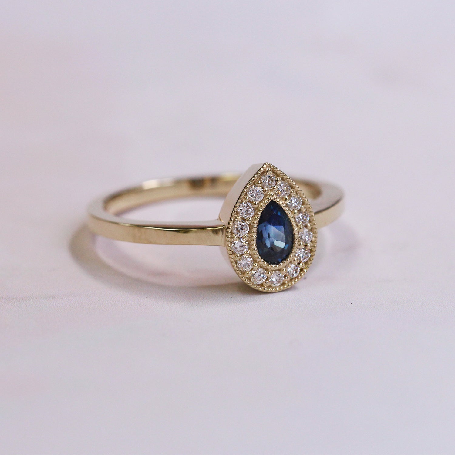 Luna Gold Ring Sapphire & Diamonds