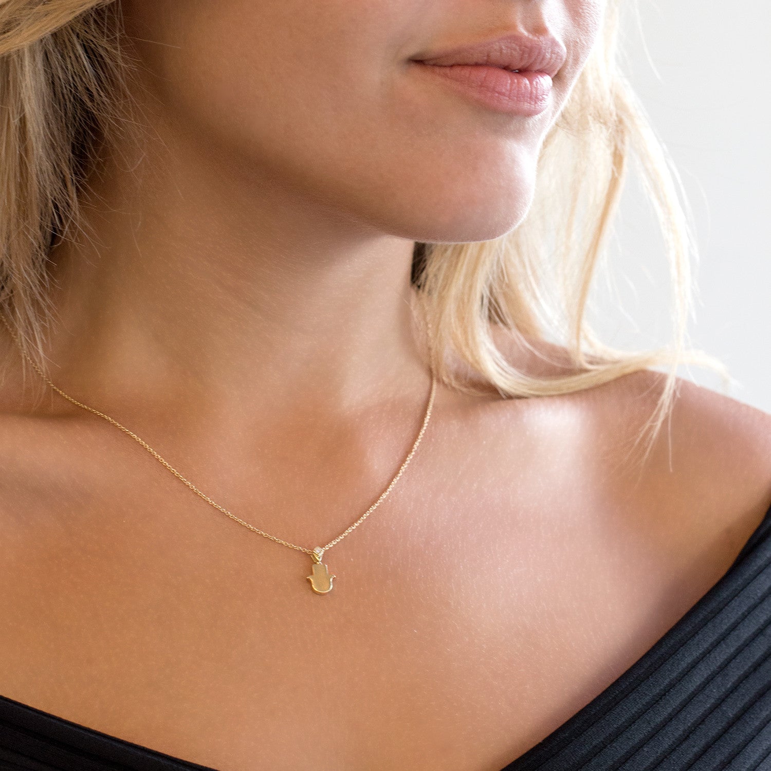 hamsa gold necklace