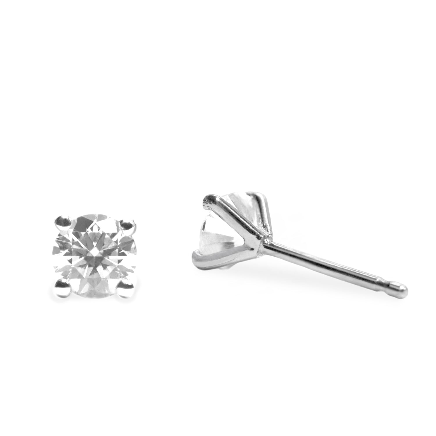 white gold white diamonds earrings