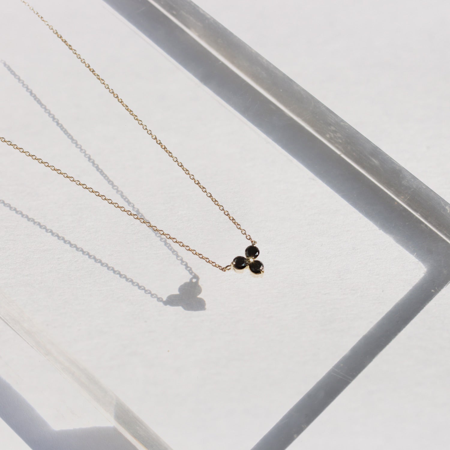 black diamonds flower necklace