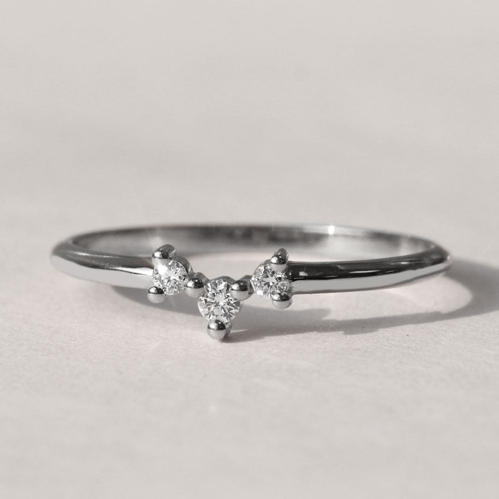 Frida Ring white diamonds