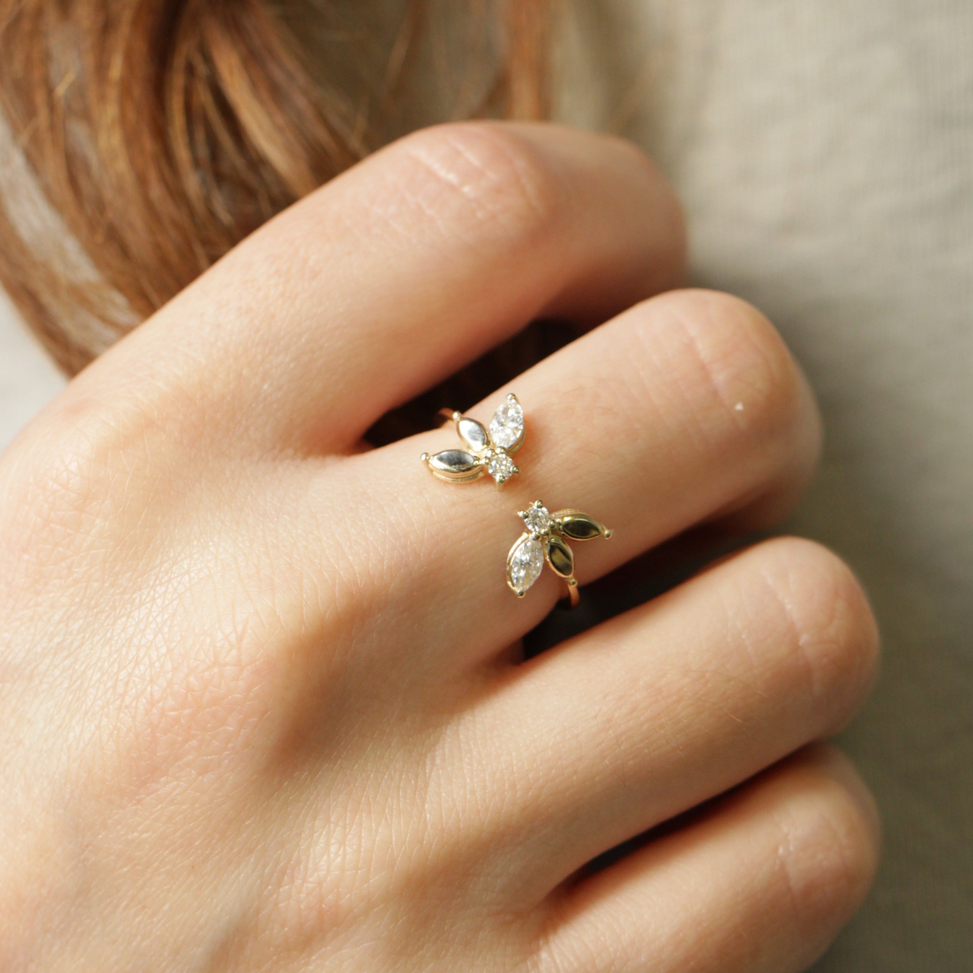 Enlarged Jeanne Bécu Open Gold Ring