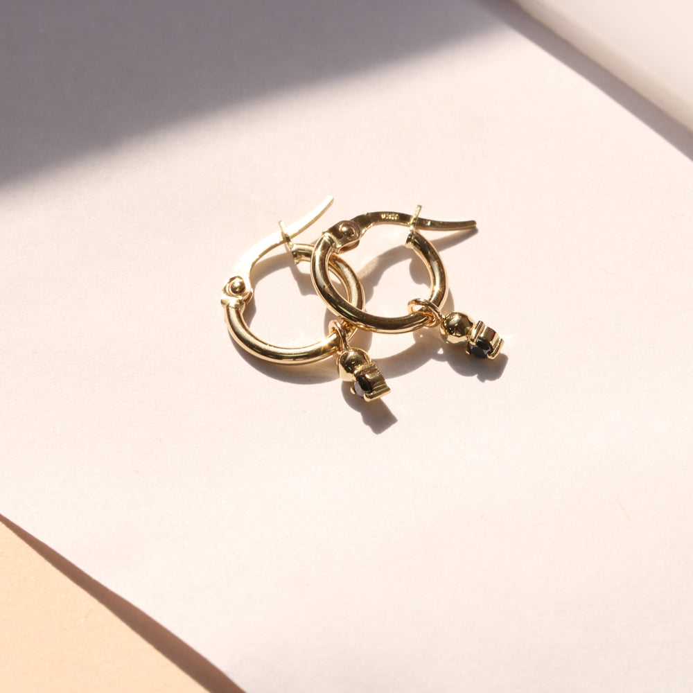 Hoop & Marie gold earring Black diamond