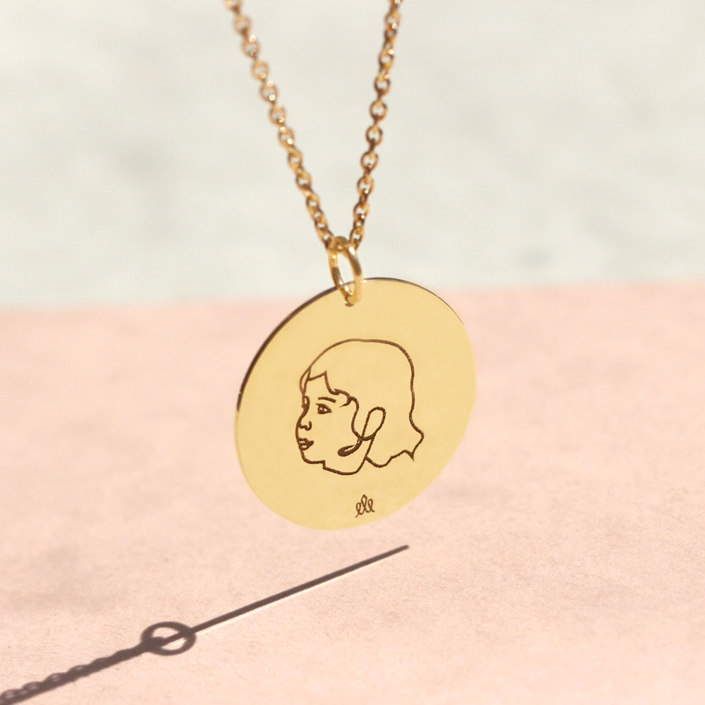 Chiara Gold Necklace Portrait & Name Engraving