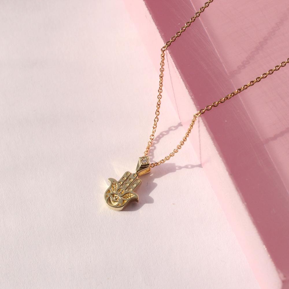 Hamsa Gold Engraved Necklace Diamond