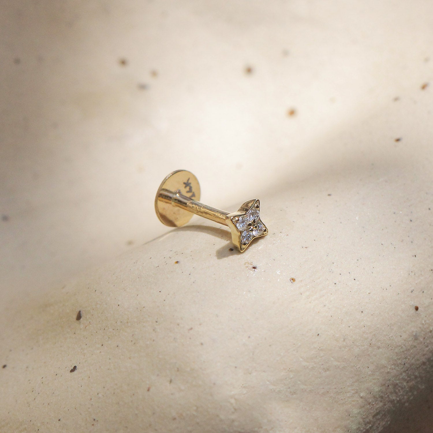 Mini Venus Gold Piercing Earring White Diamonds