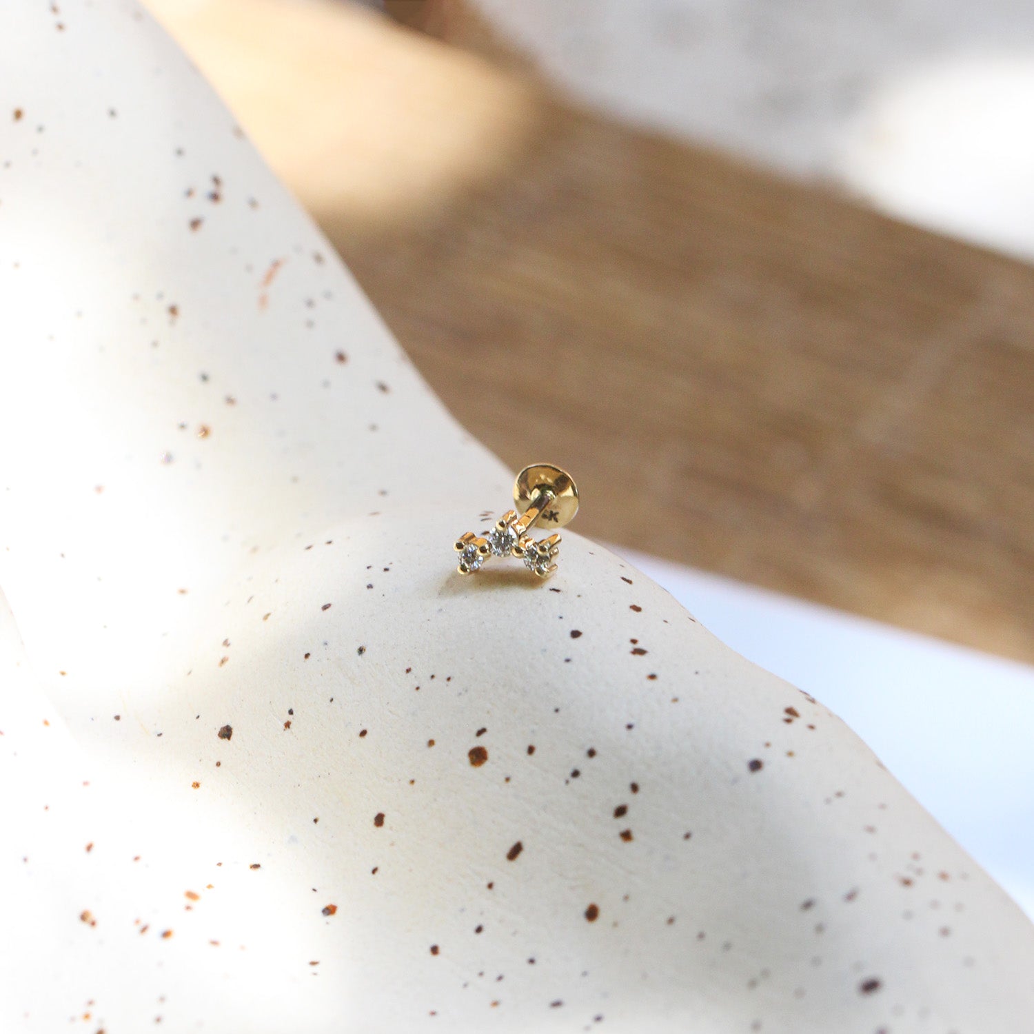 Frida Piercing Earring With White Diamonds