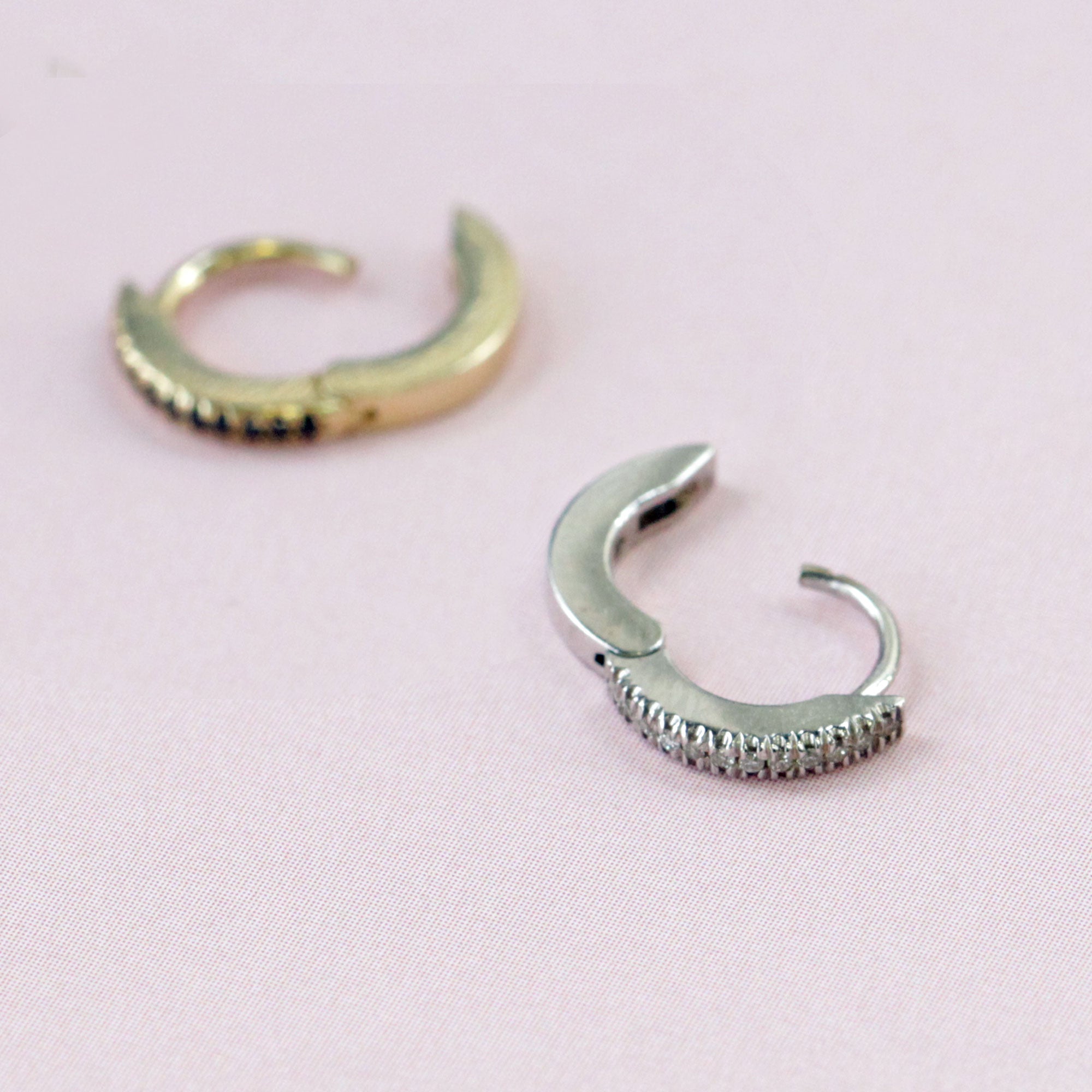 Khloé Small Hoop Gold Earring with Black Diamonds