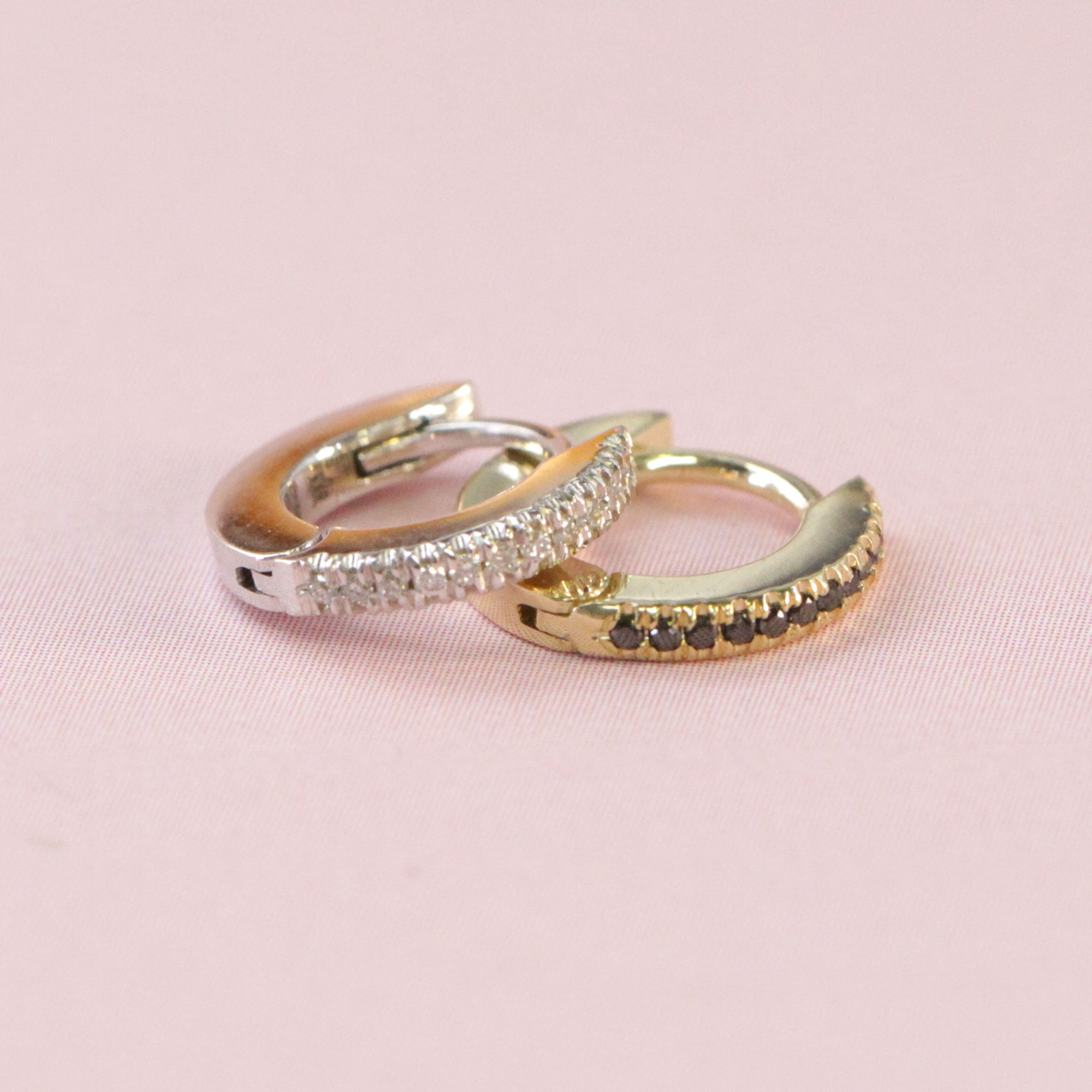 Khloé Small Hoop Gold Earring with Black Diamonds