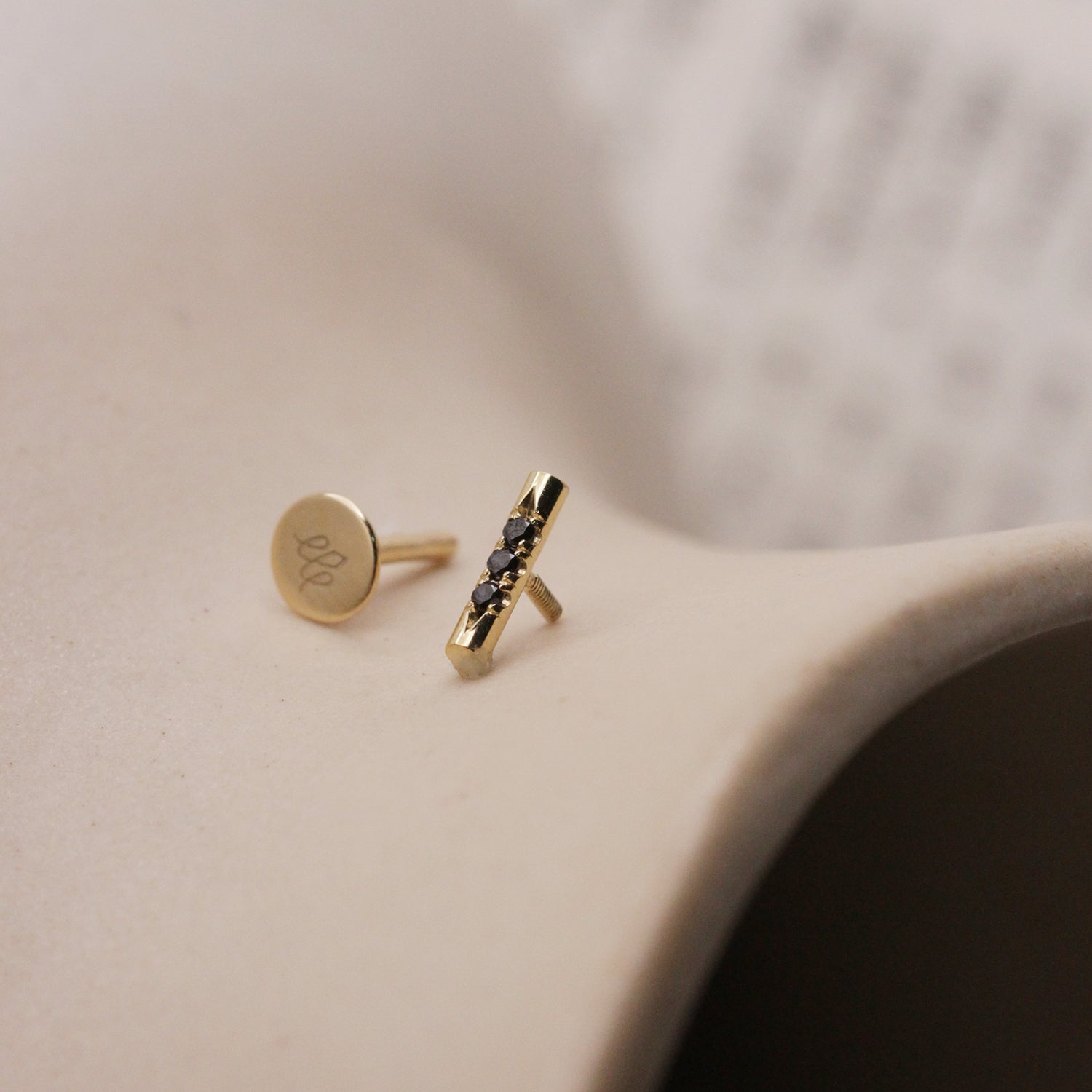 Valerie Piercing Earring Black Diamonds