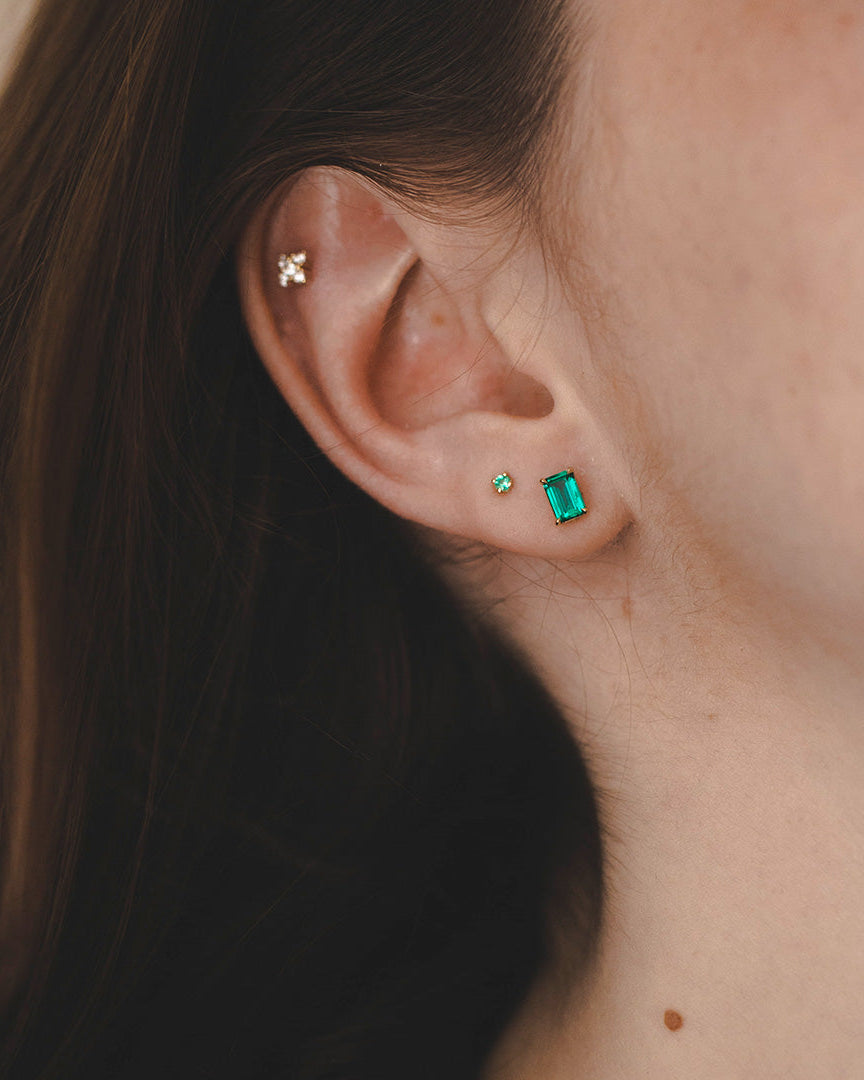 Martina Gold Earring 2mm Emerald