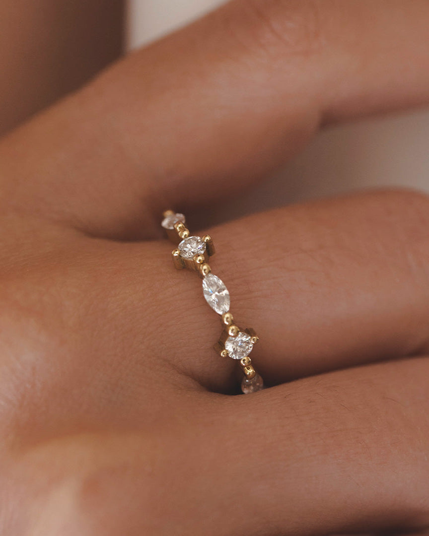 Lir Gold Ring with White Diamonds