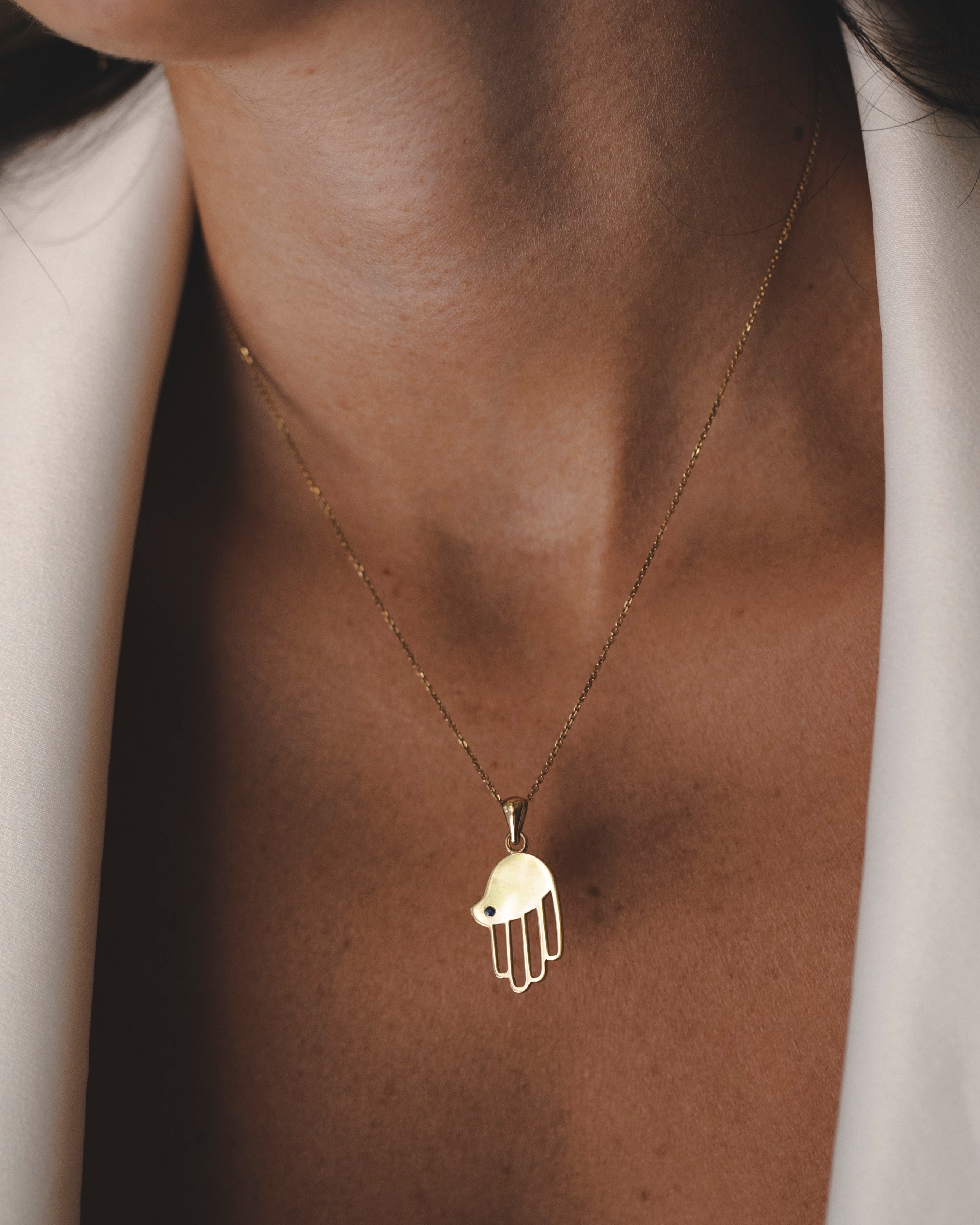 Salma Gold Hamsa Pendant With Sapphire