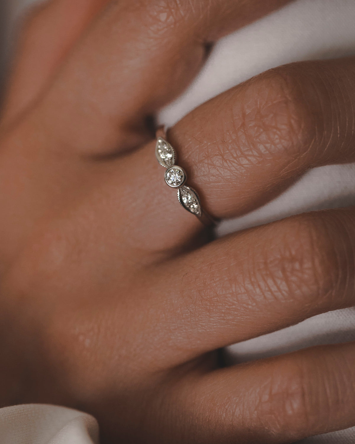 Heleni Gold Ring White 3mm Diamond