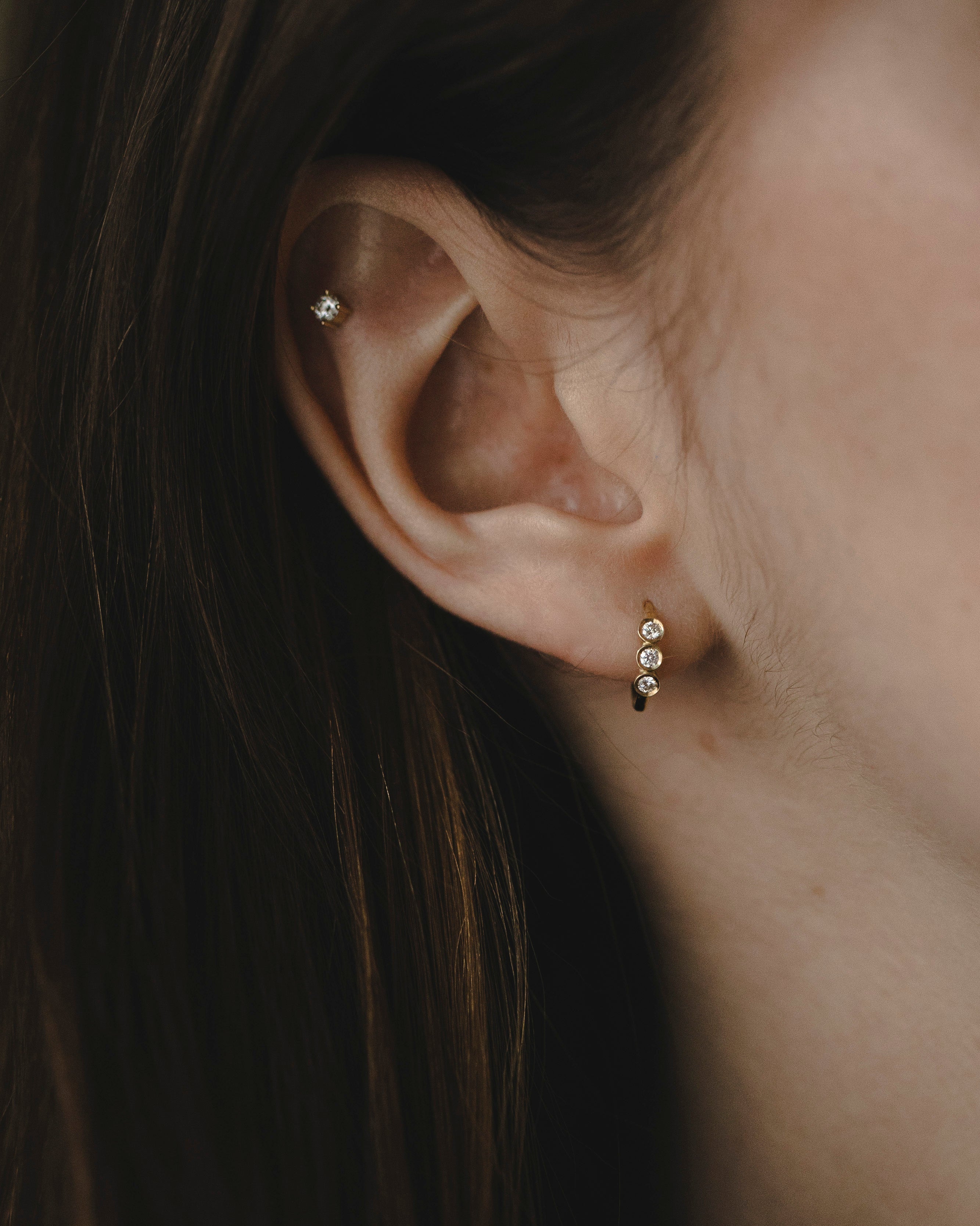 Alin Hoop Gold Earring with white diamond