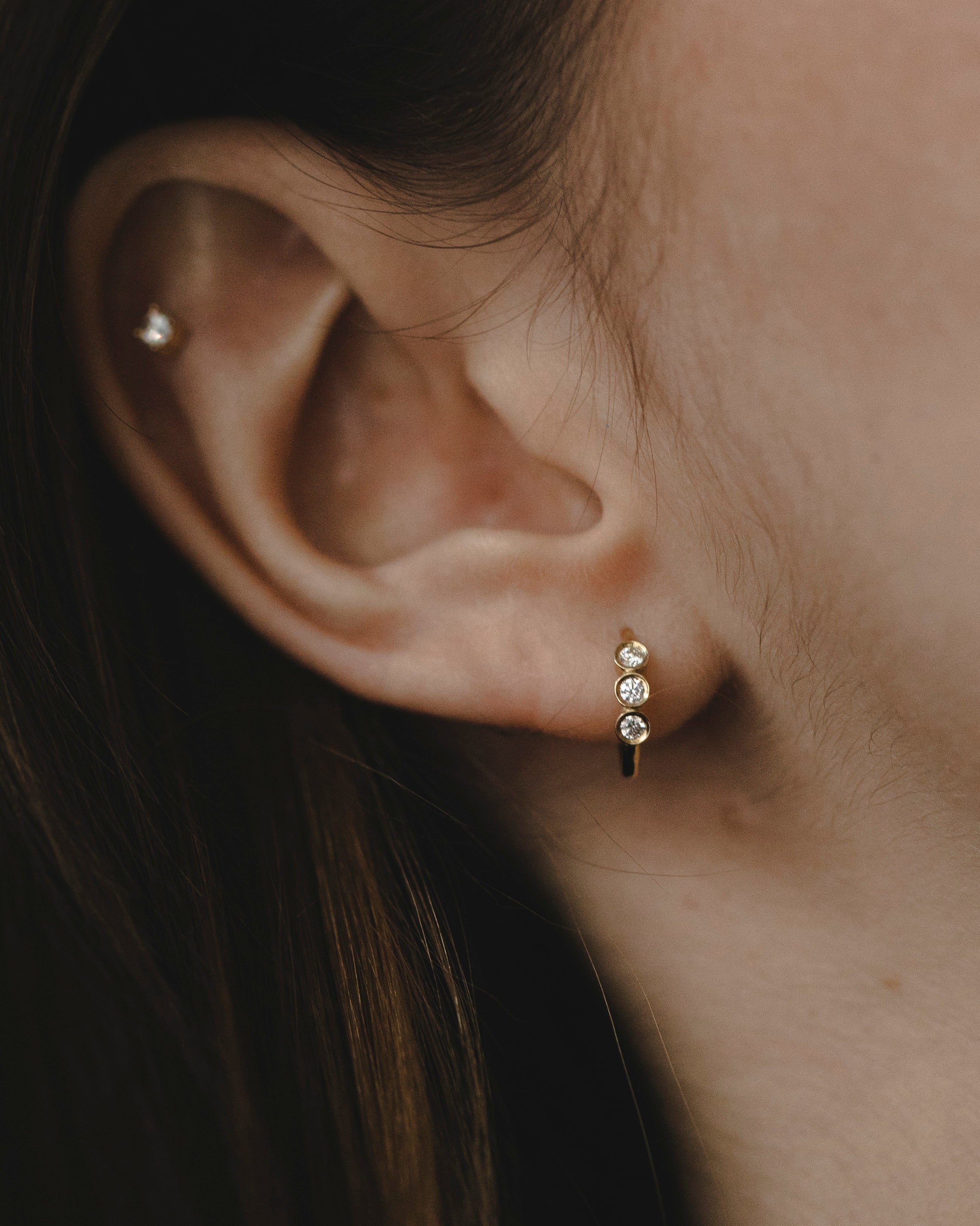 Alin Hoop Gold Earring with white diamond