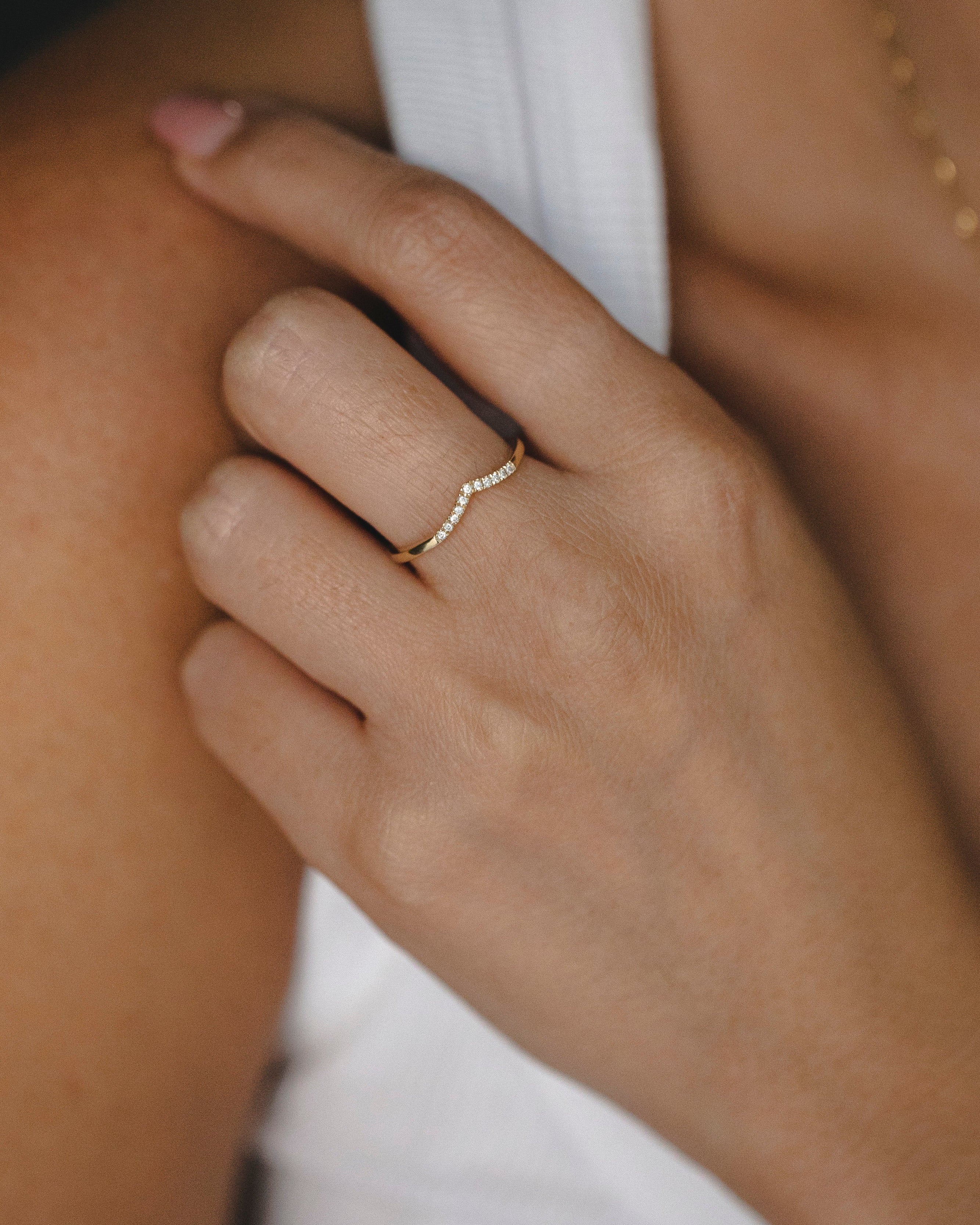 Hannah Ring With White diamonds