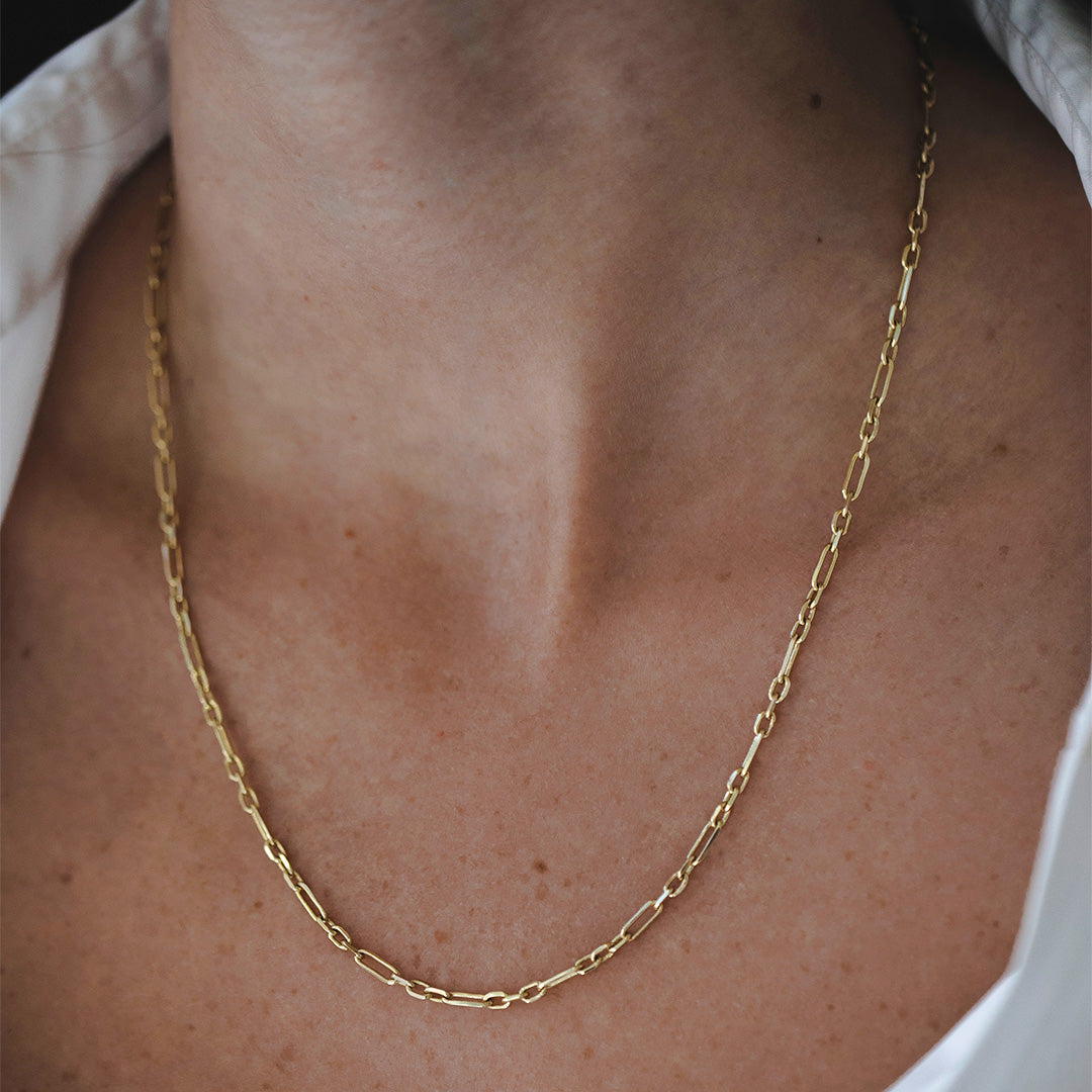 Tres Necklace