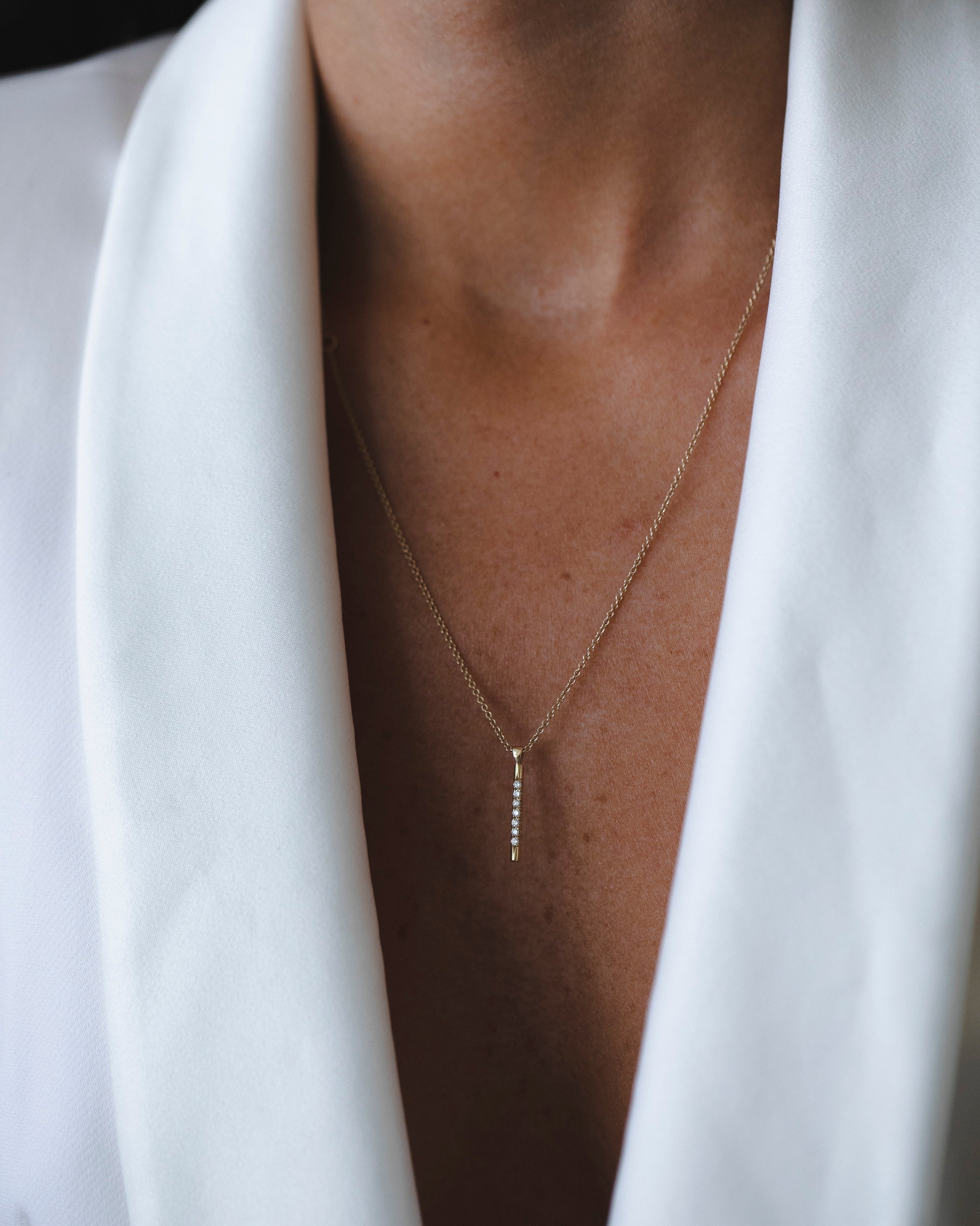 Claire Necklace white Diamonds