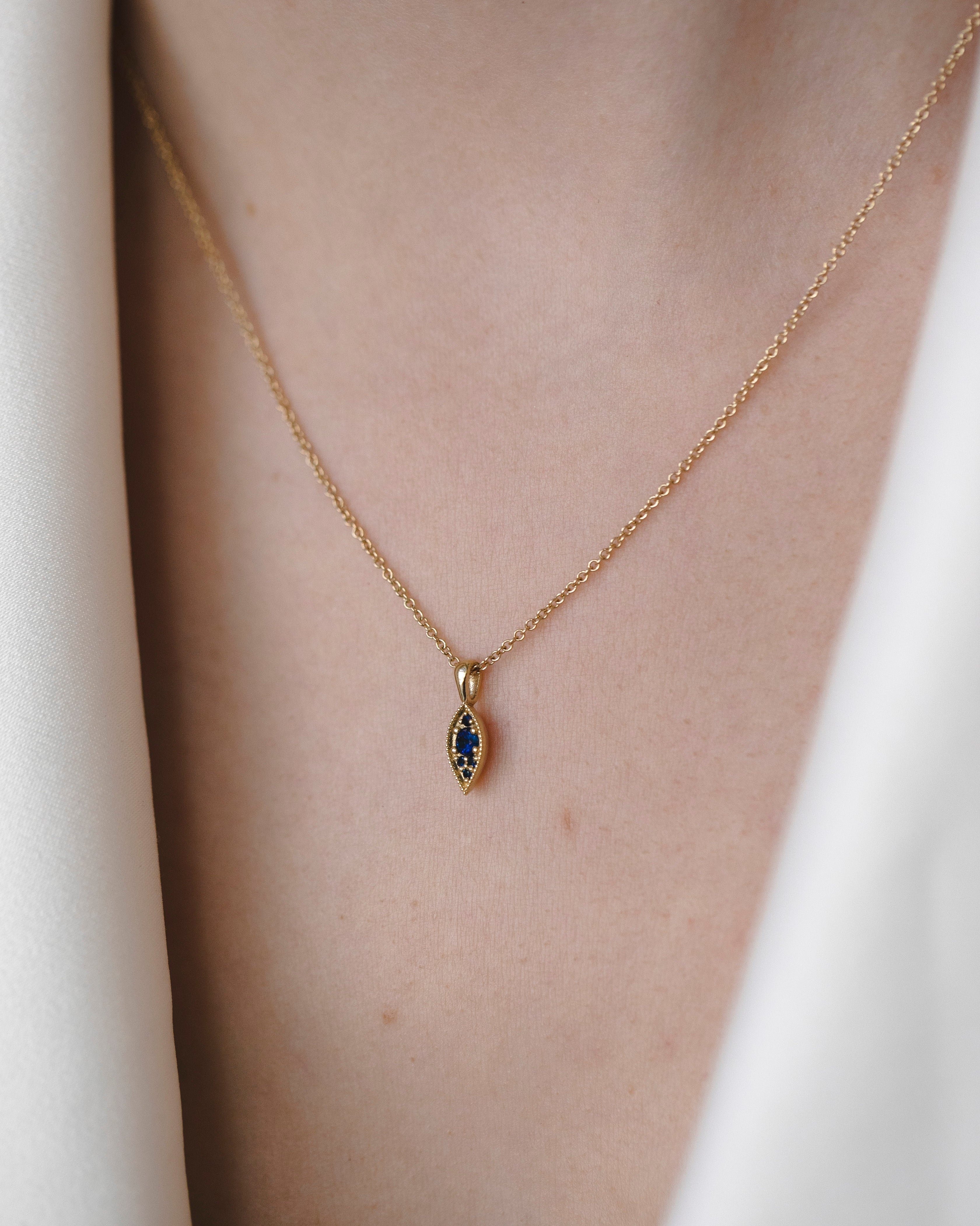 Jane Gold Necklace Sapphire