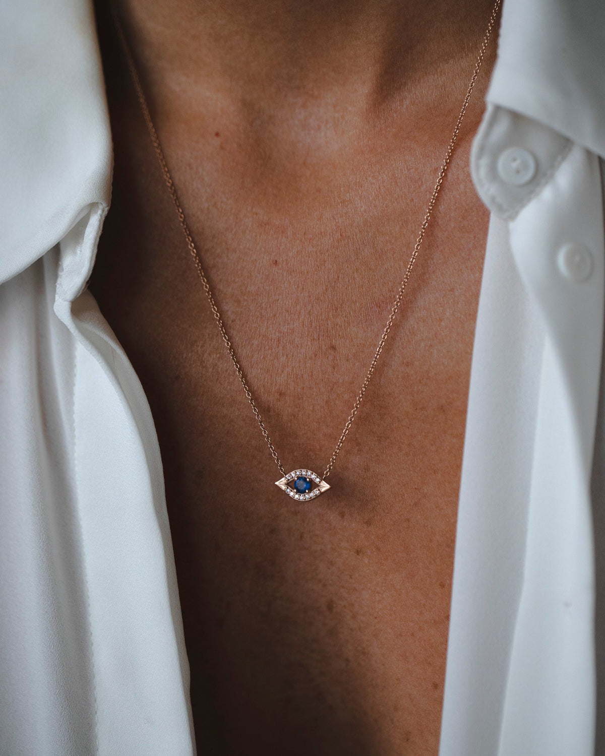 Large evil Eye Gold Necklace Sapphire