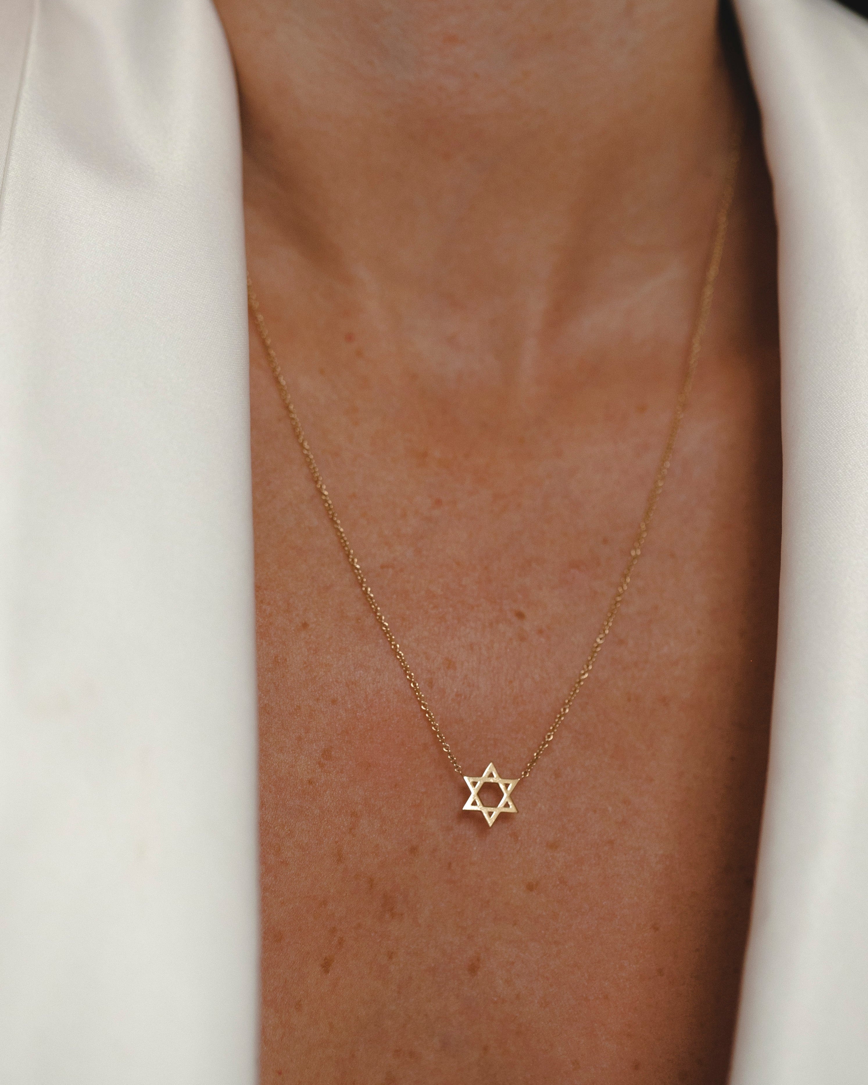 Classic Star Of David Gold Necklace